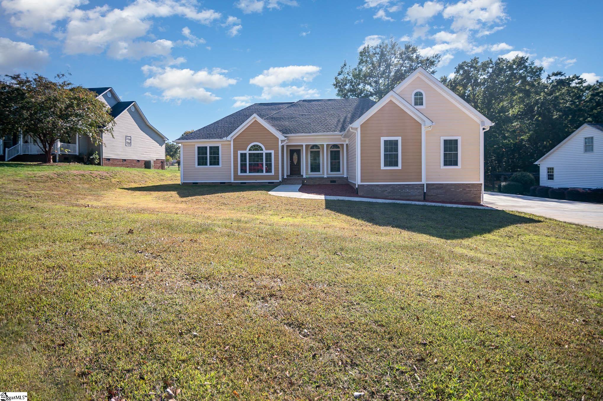 117 Whispering Forest Lane, Woodruff SC 29388