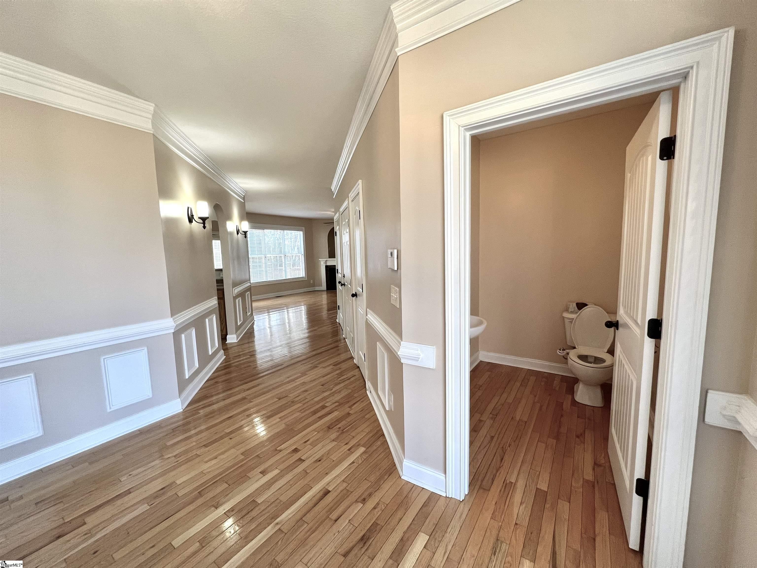 102 Holly Ridge Road Spartanburg SC 29301 1488521