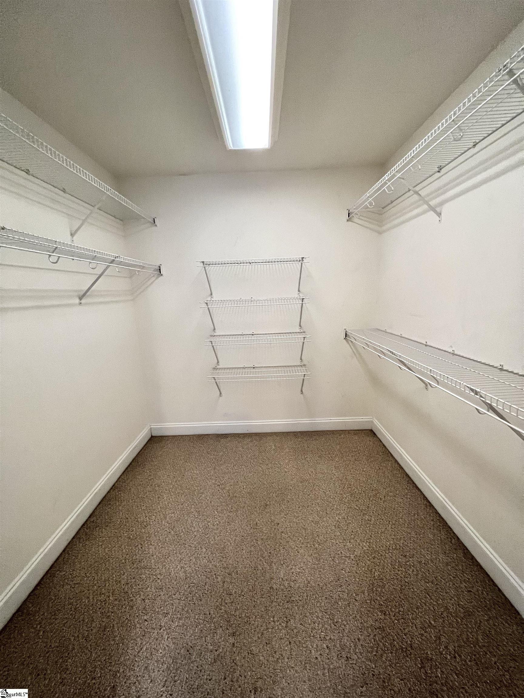 102 Holly Ridge Road Spartanburg SC 29301 1488521