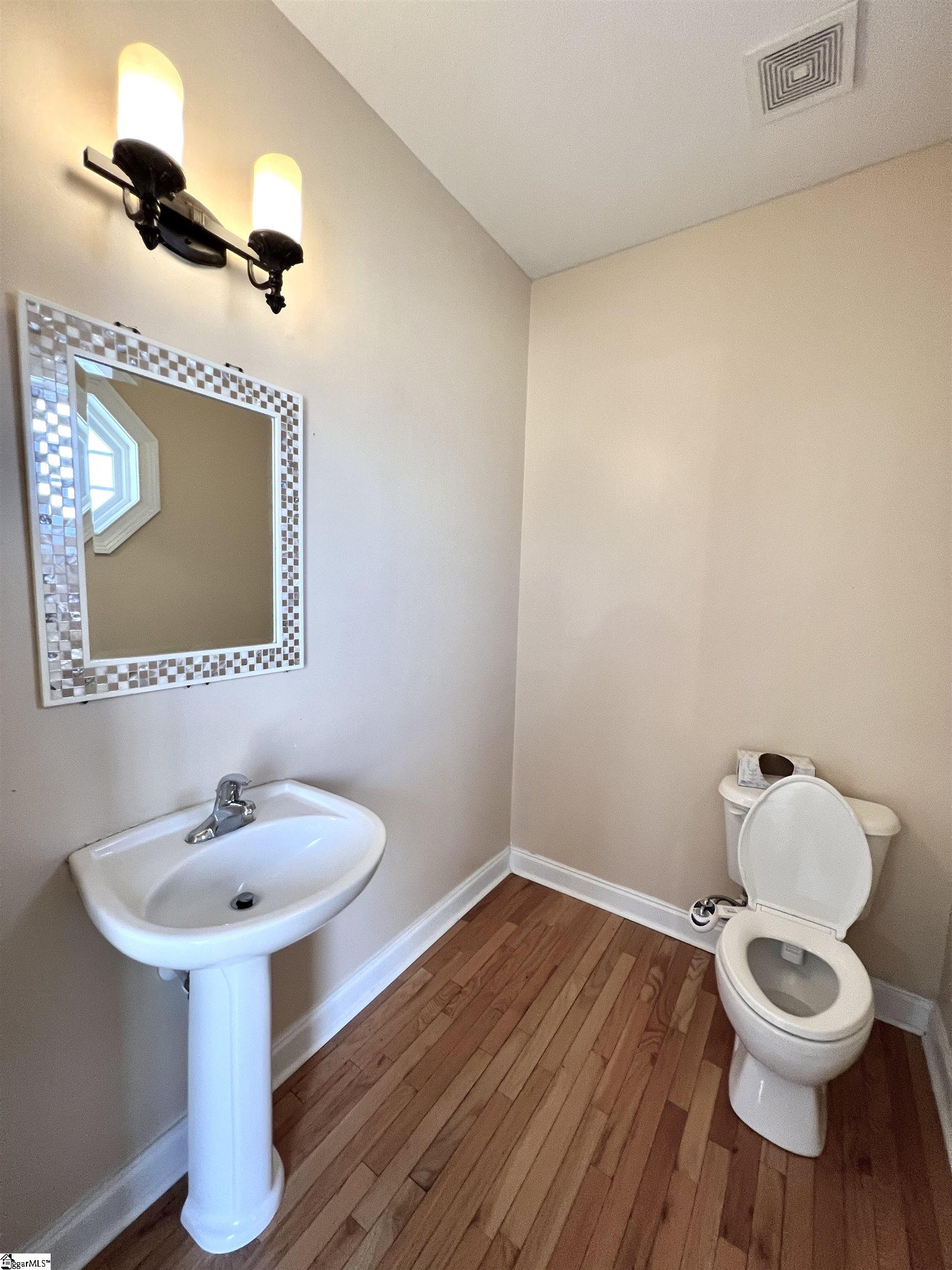 102 Holly Ridge Road Spartanburg SC 29301 1488521