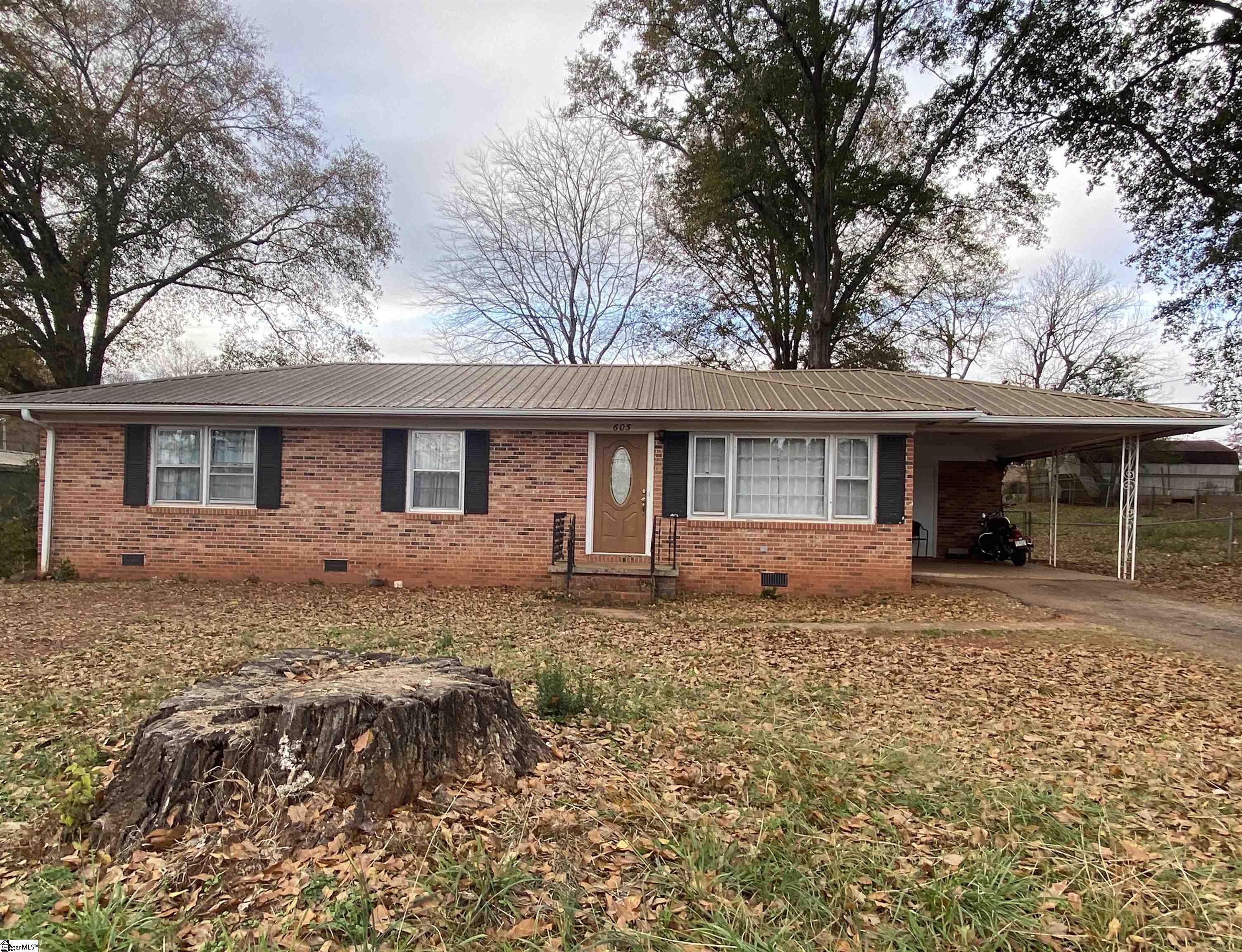 605 Middle Park Drive, Seneca SC 29672