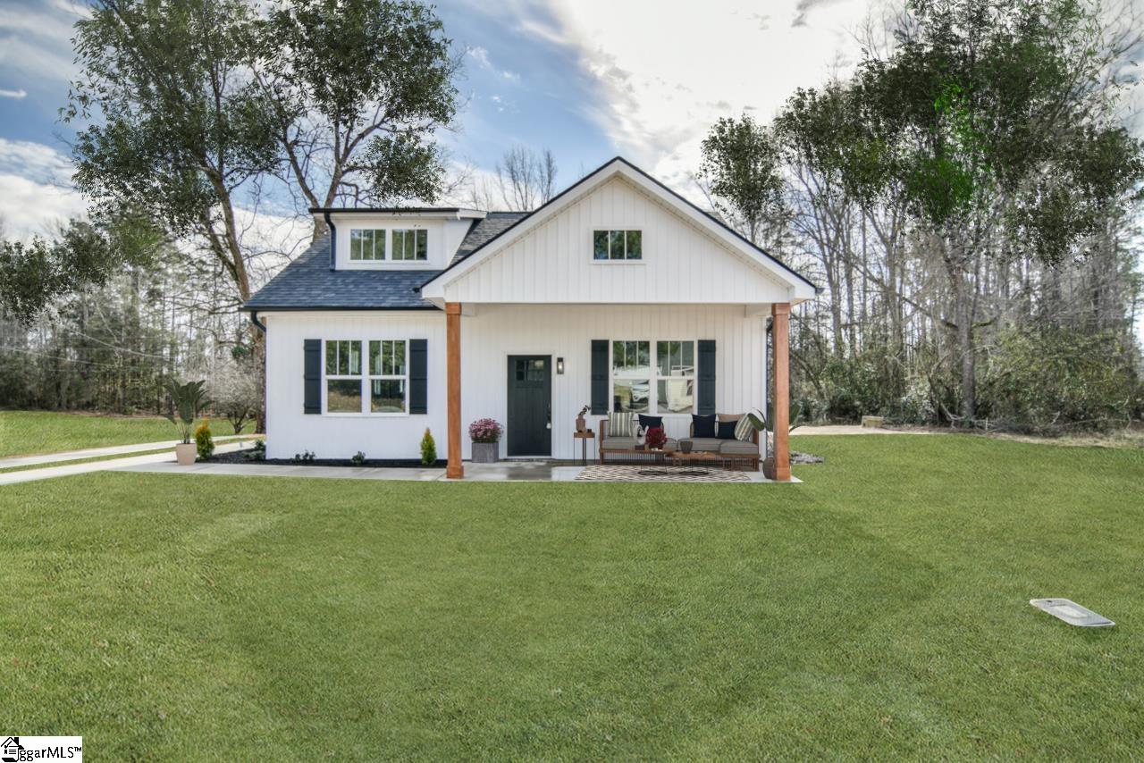 134 Suber Road, Laurens SC 29360