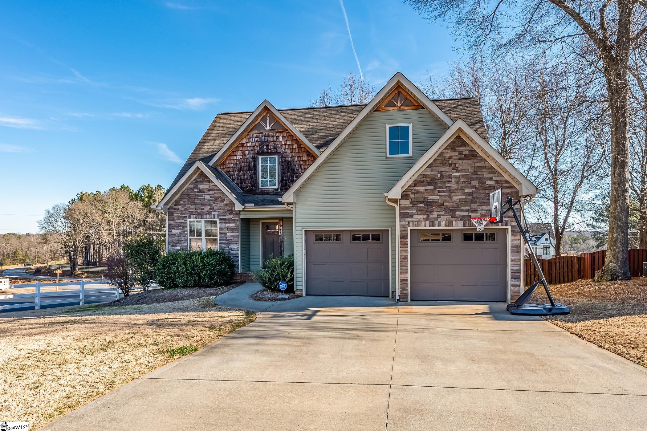 605 Secretariat Drive, Boiling Springs SC 29316