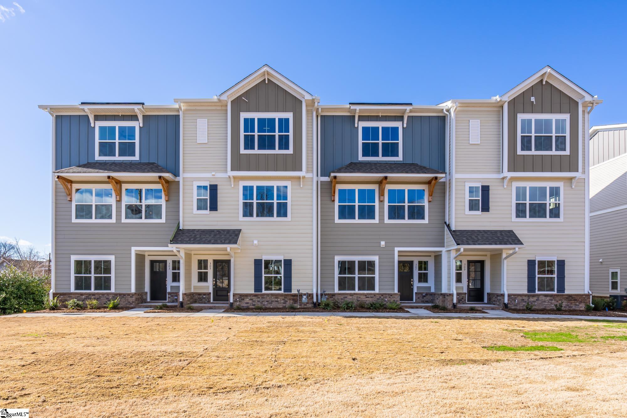 307 Pete Hollis, Greenville, SC 29601