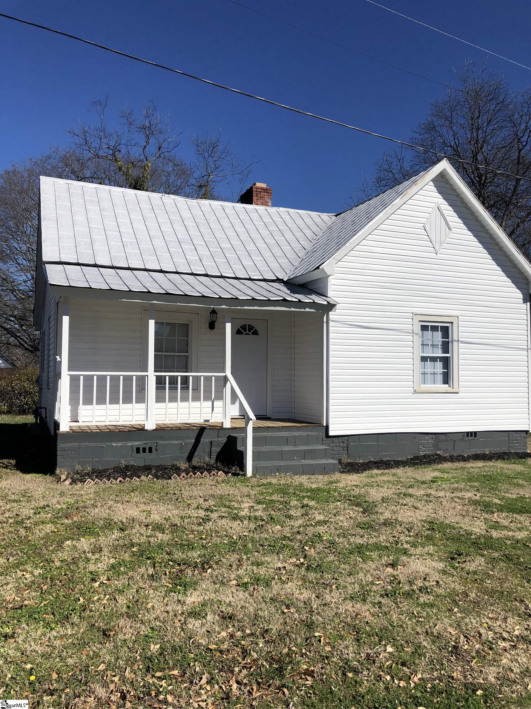7 W 5th Street, Williamston SC 29697