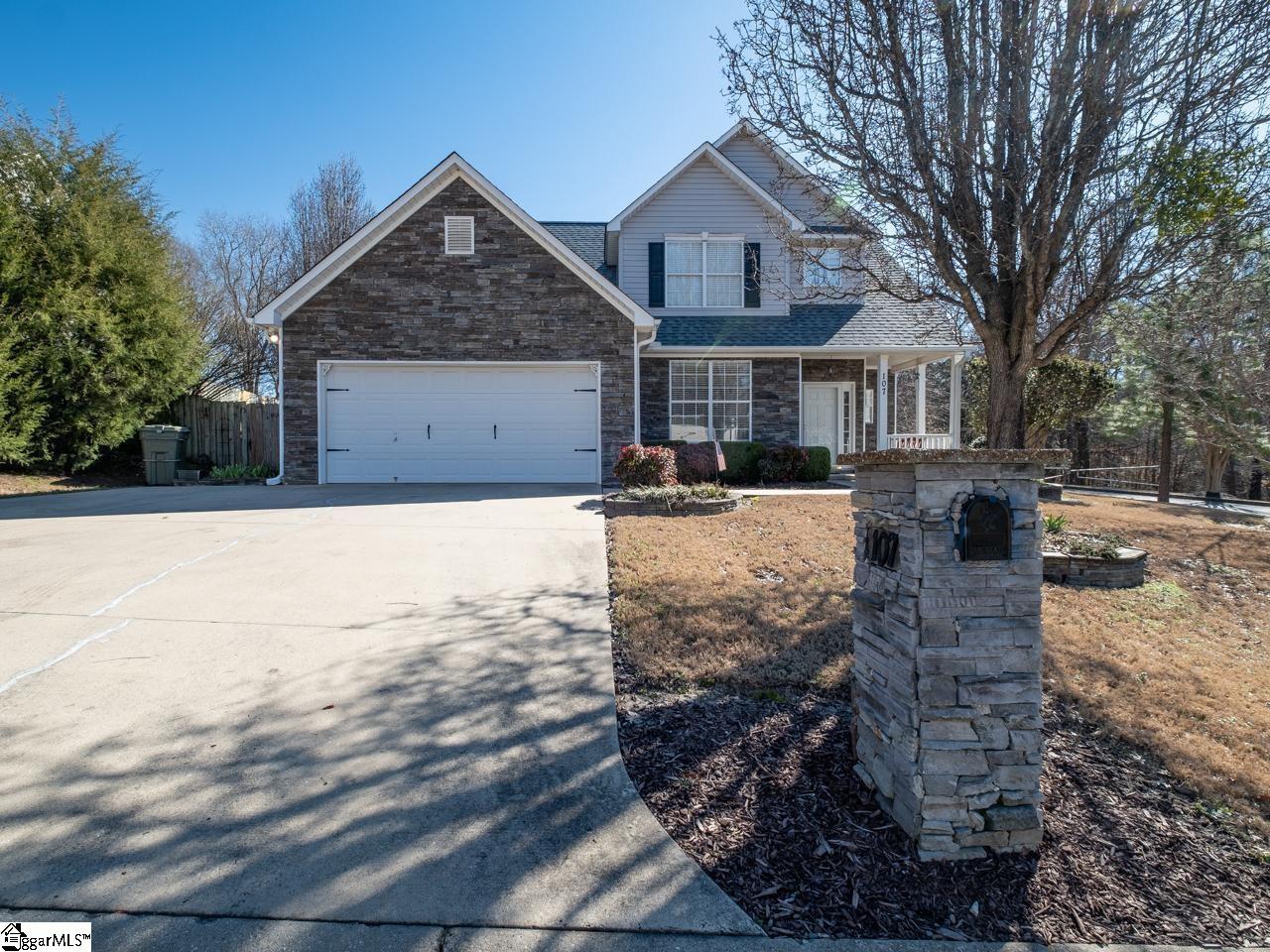 107 Fountainbrook Lane, Fountain Inn SC 29644