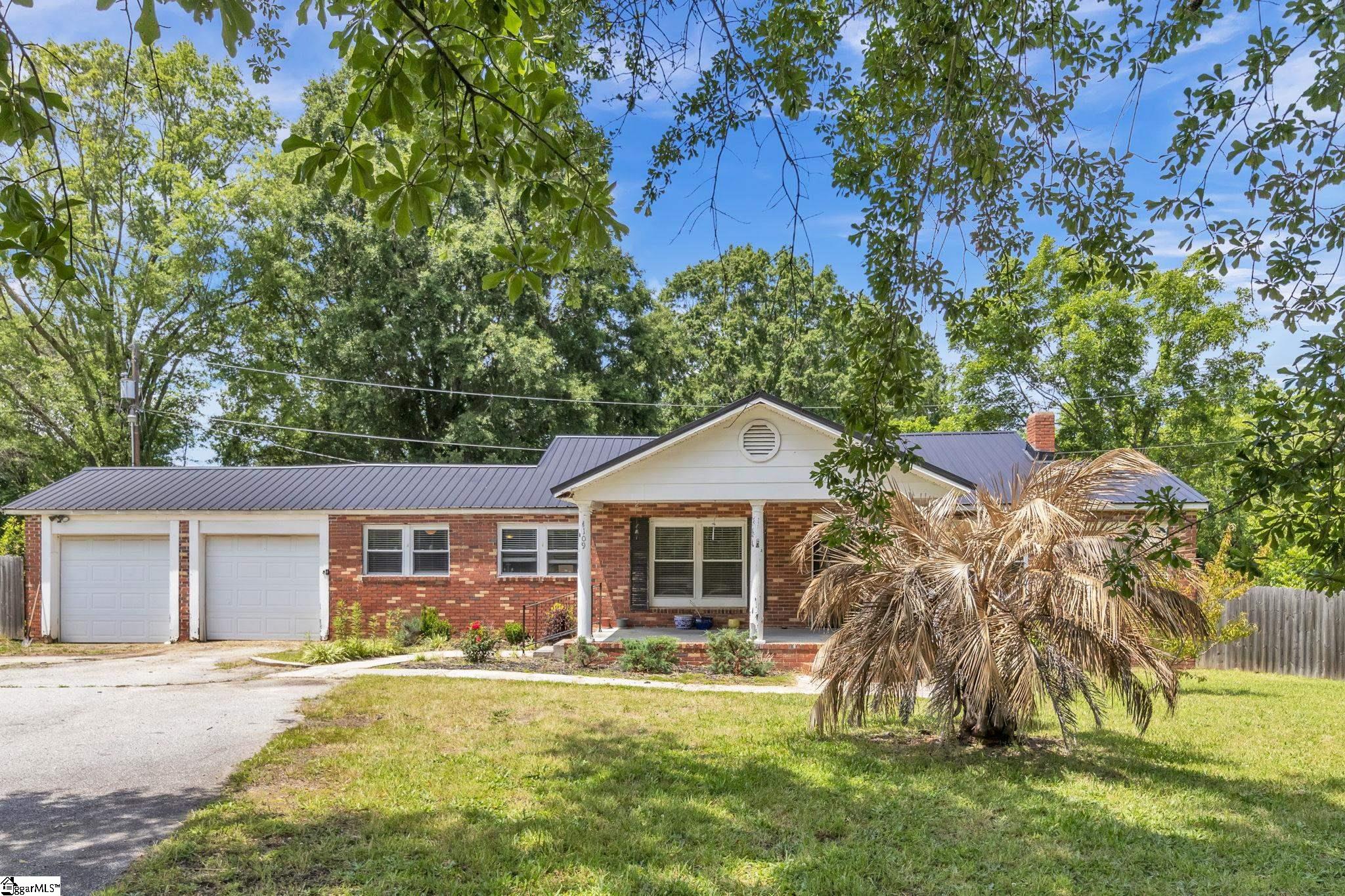 1109 Highway 49, Laurens SC 29360