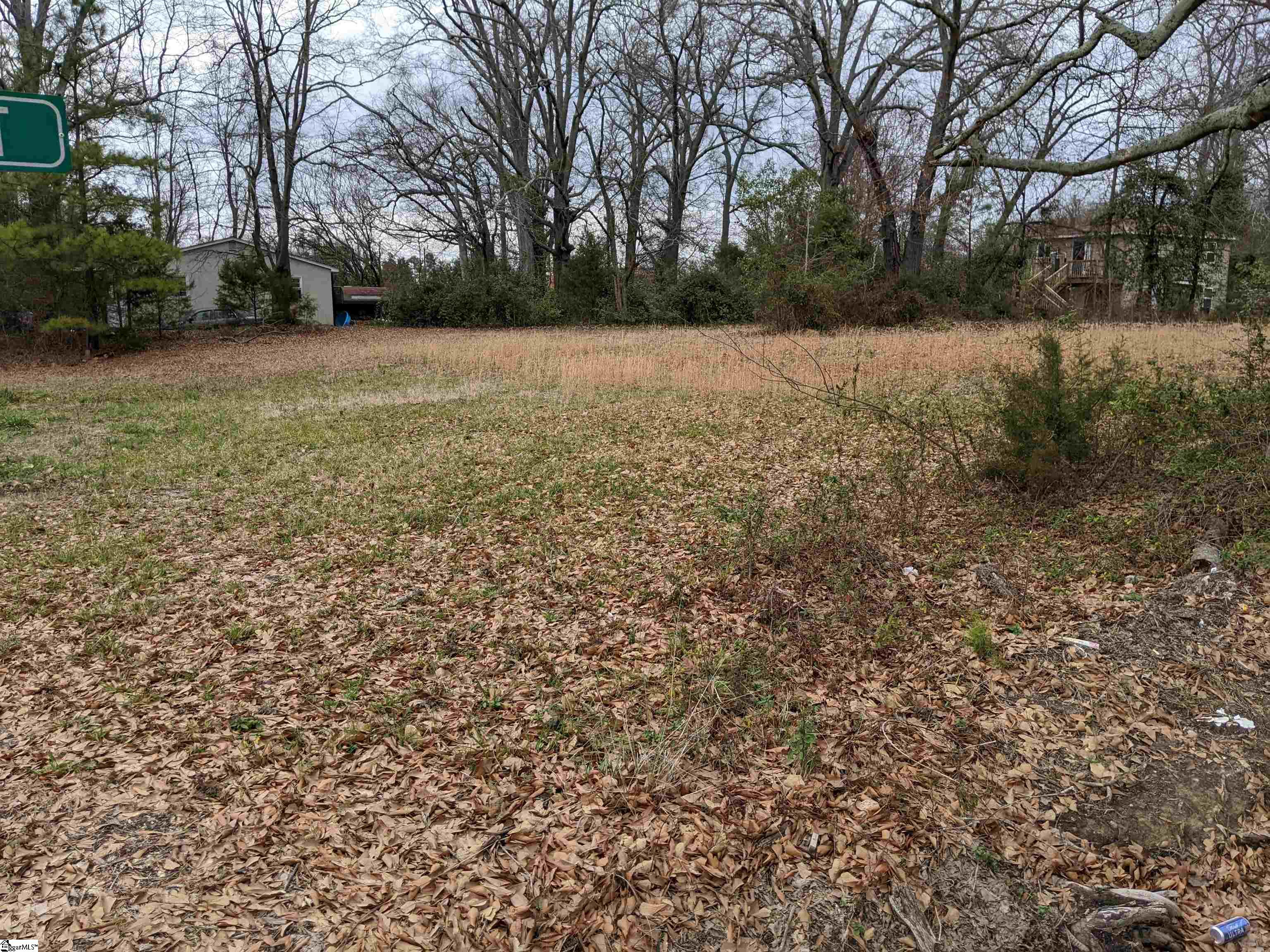 204 Bond Street, Clinton SC 29325