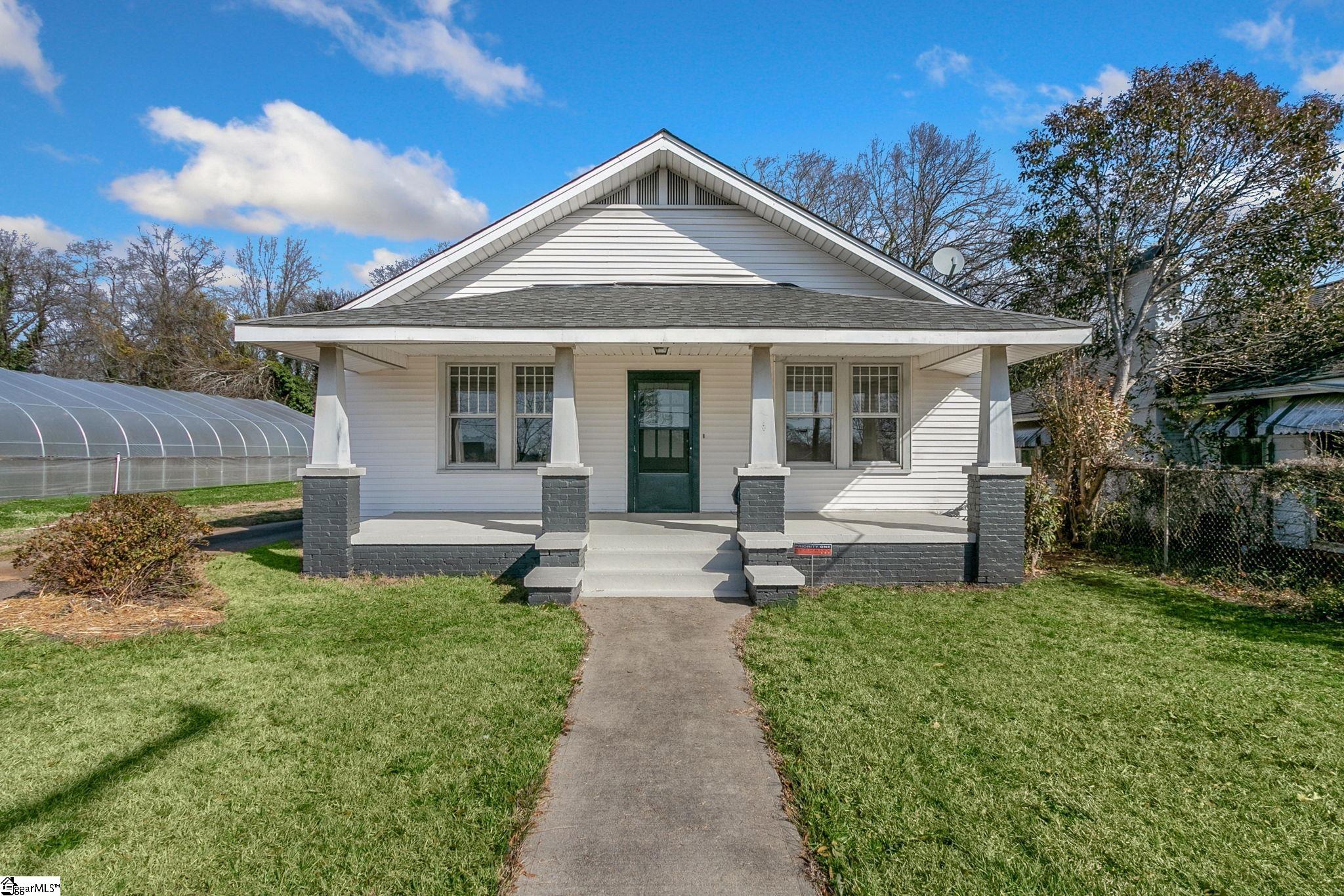 1166 Pendleton Street, Greenville SC 29611-4830