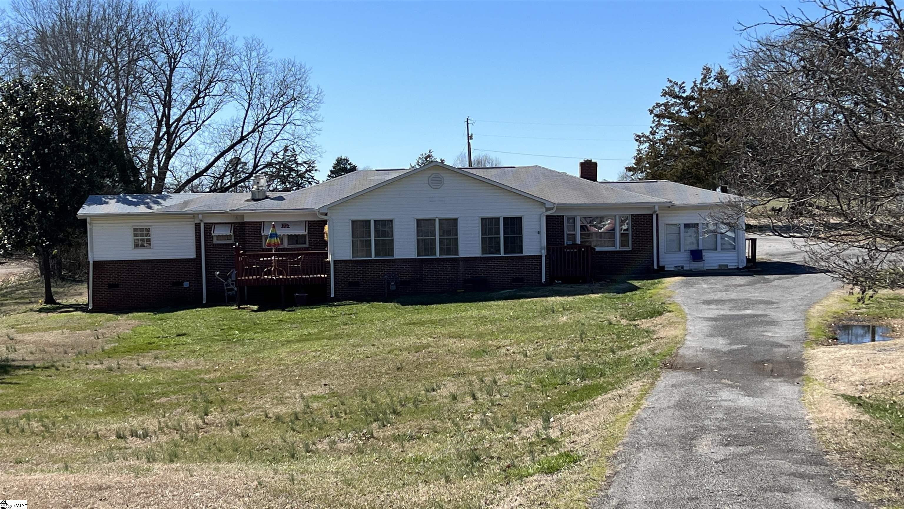 5870 Moorefield Memorial Highway, Liberty SC 29657