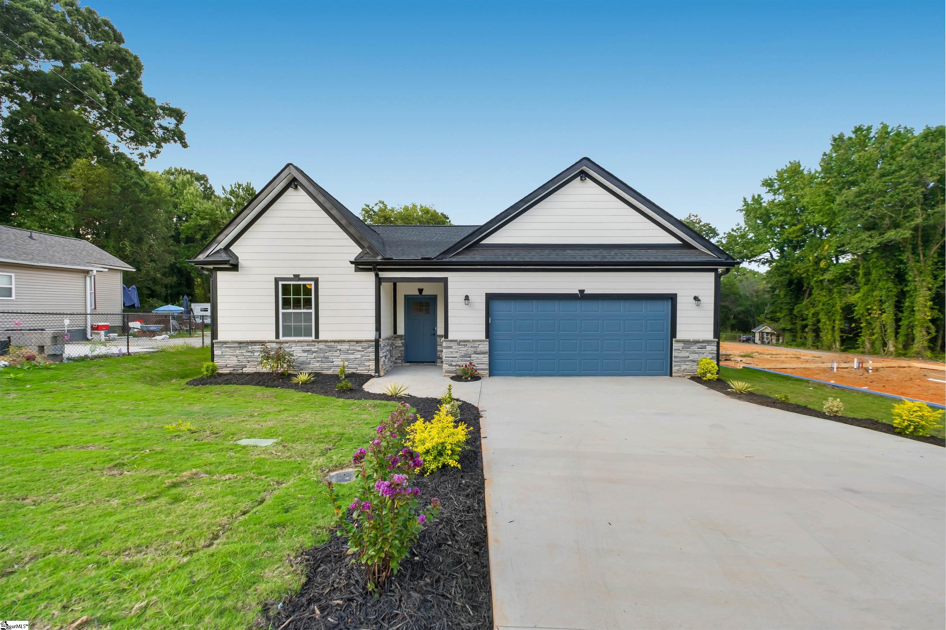 421 Highland Avenue, Greer SC 29651