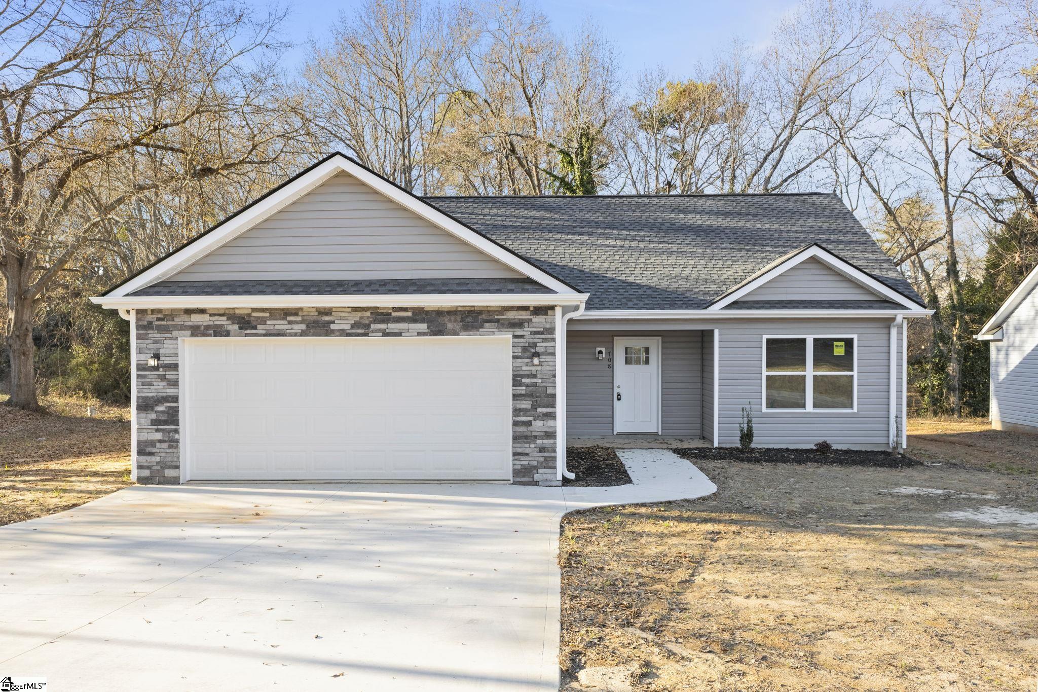 706 Hampton Street, Iva SC 29655