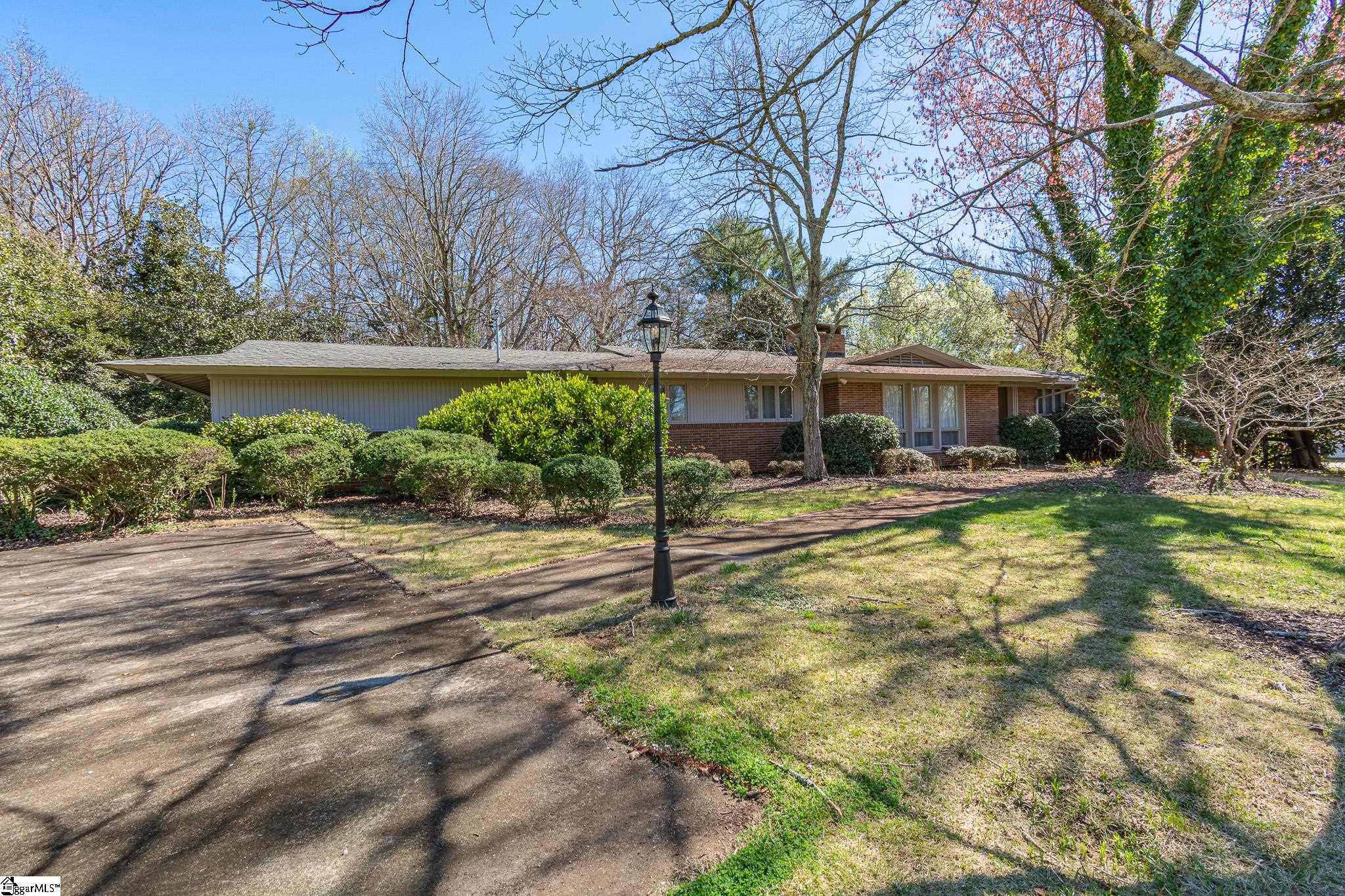 104 Dundee, Greenville, SC 29617