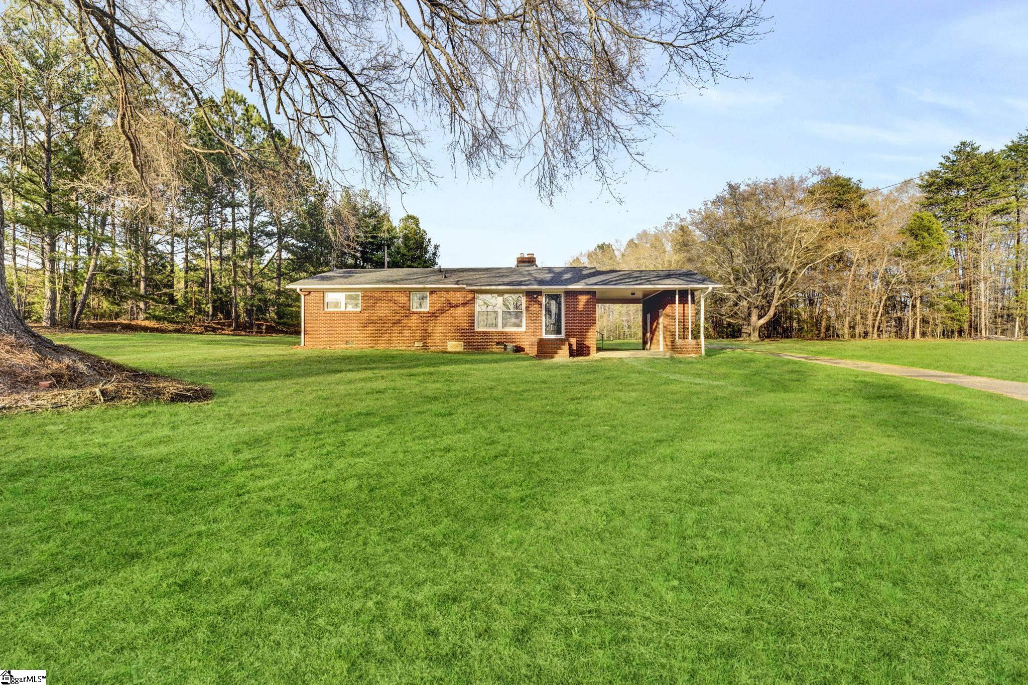 1138 Church Street, Laurens SC 29360