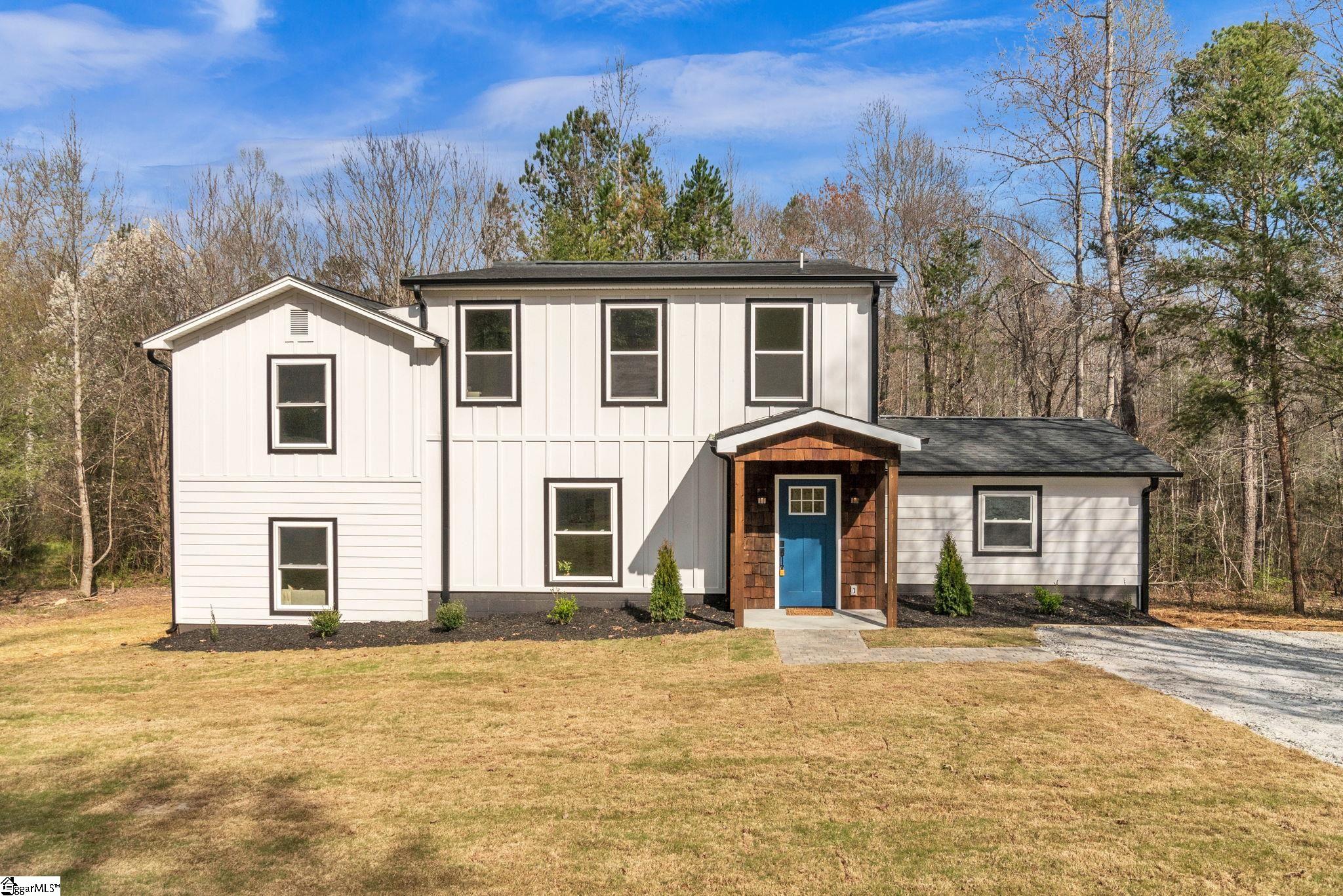 140 Raybrook Court Taylors, SC 29687