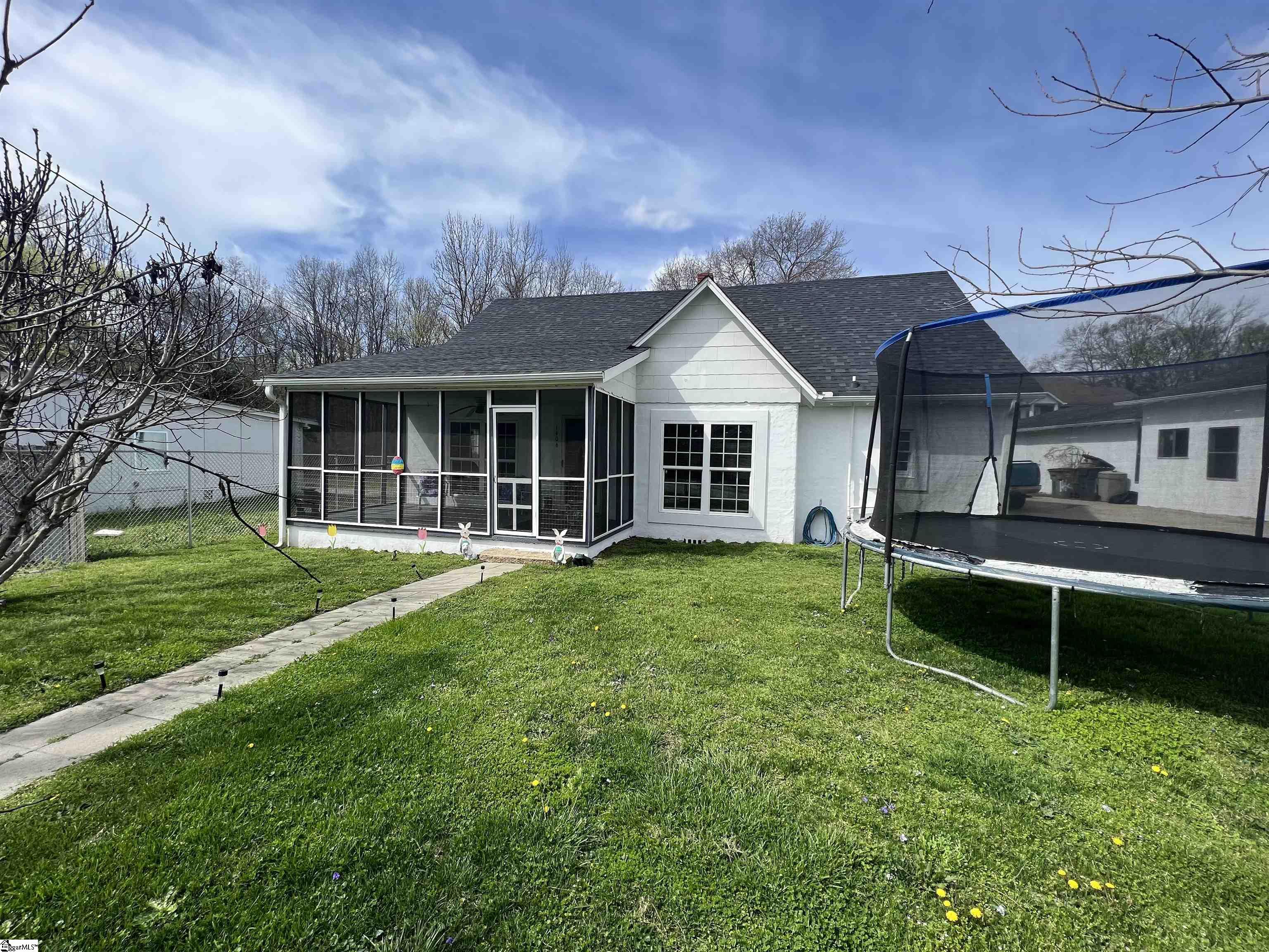 1406 W Bramlett Road, Greenville SC 29611-4004
