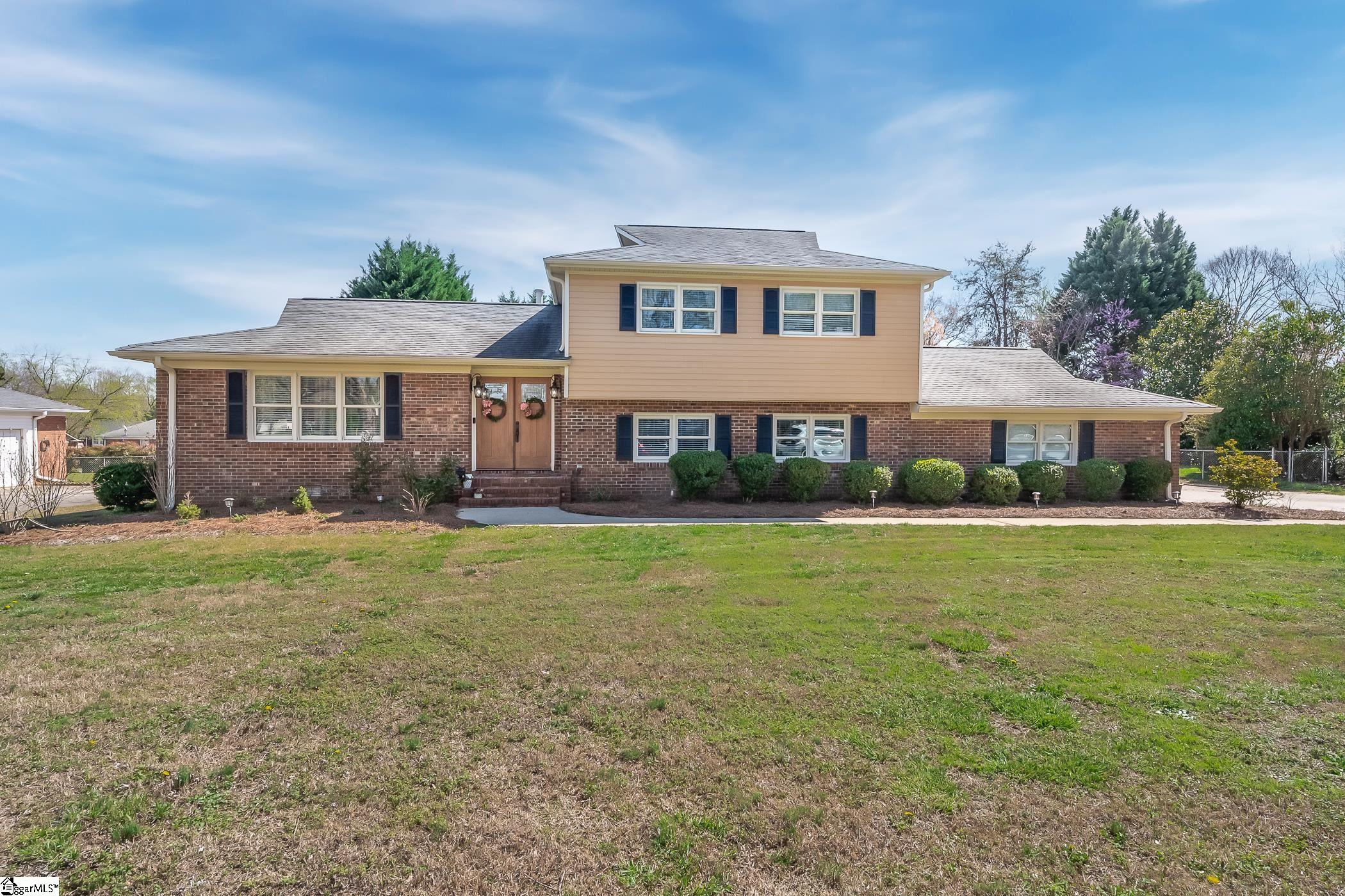 724 Hudson Road, Greenville SC 29615