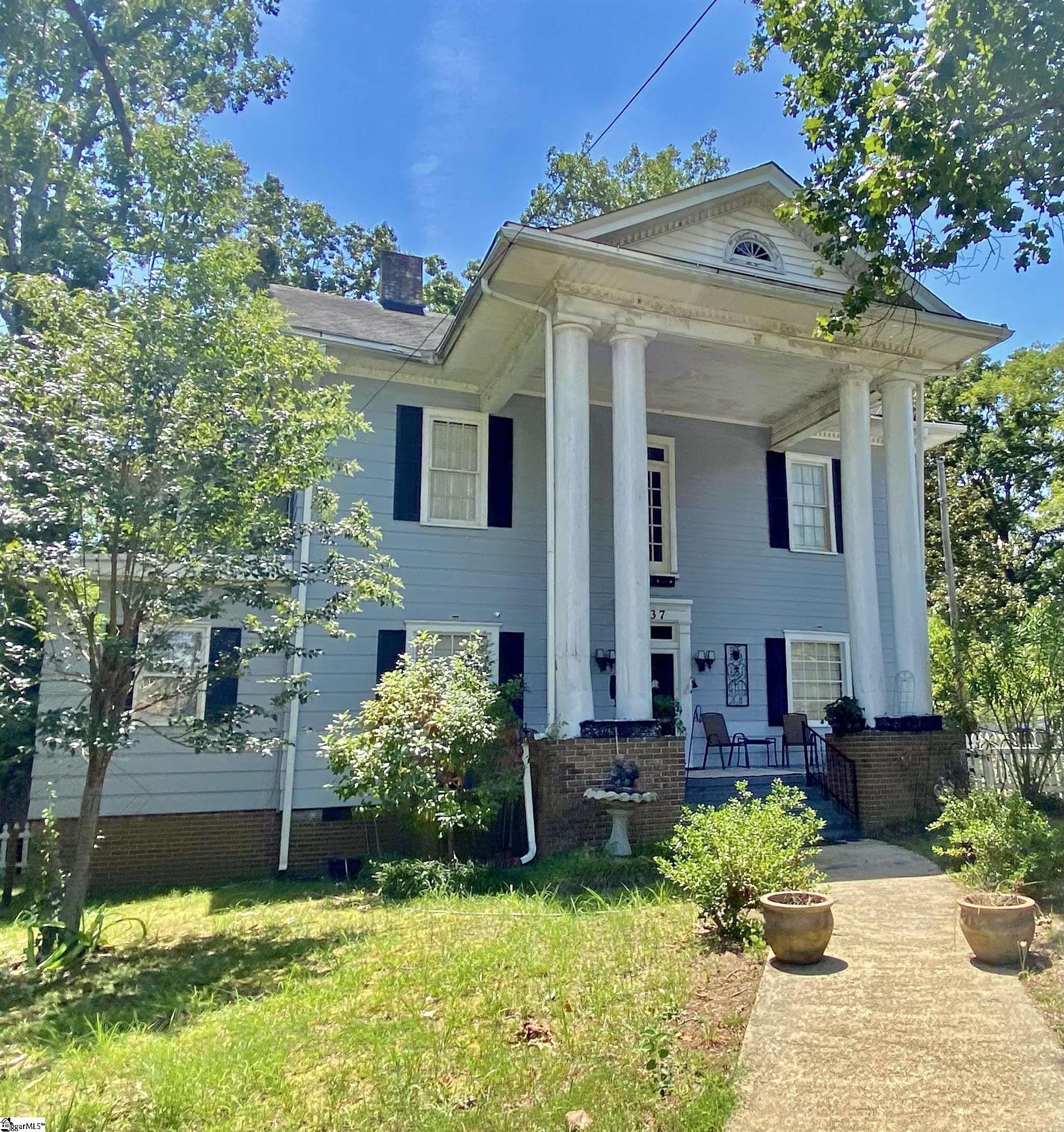 137 W Hampton Avenue, Spartanburg SC 29306-5248