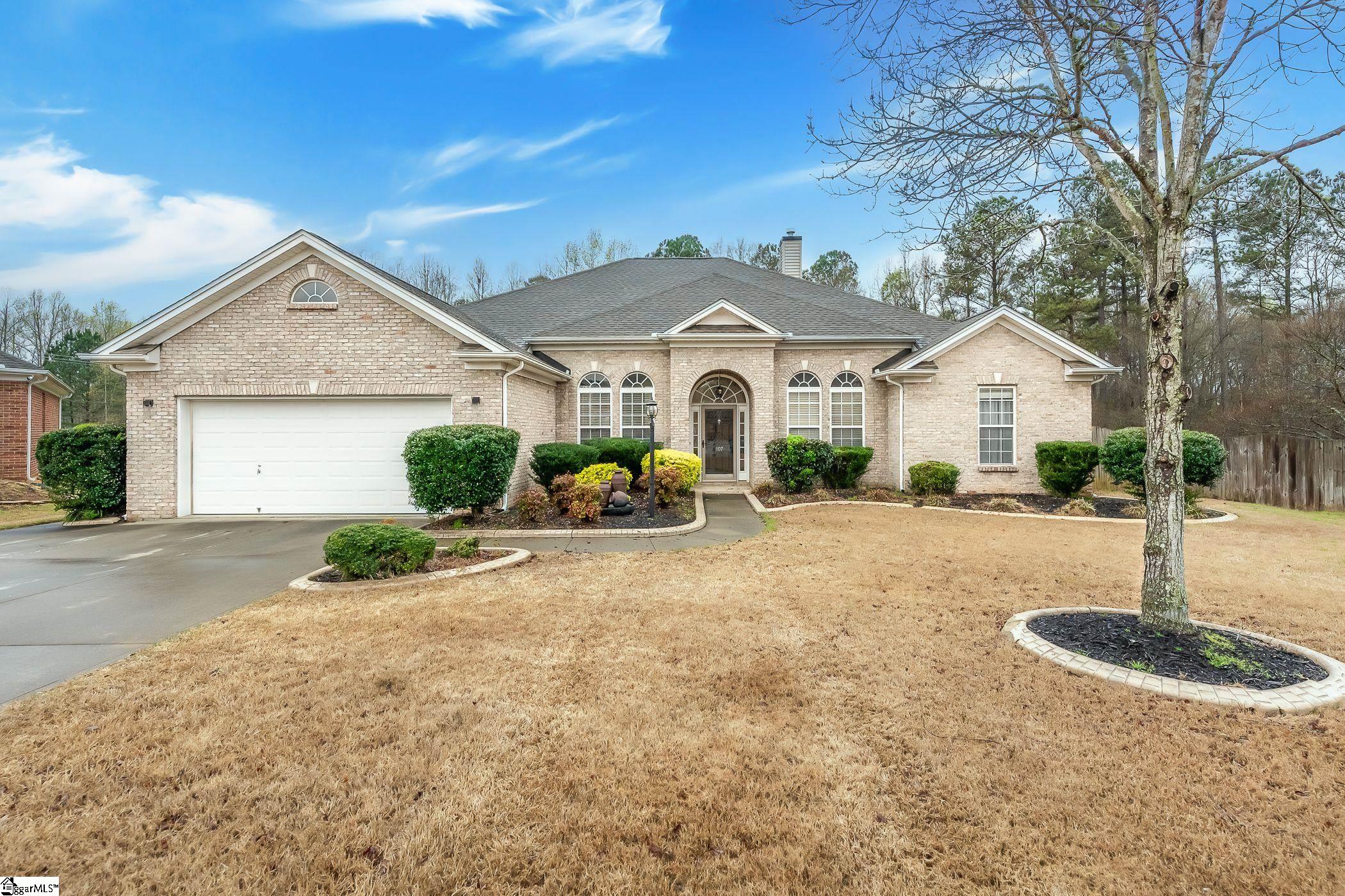 107 Brentmoor Place, Simpsonville, SC 29680