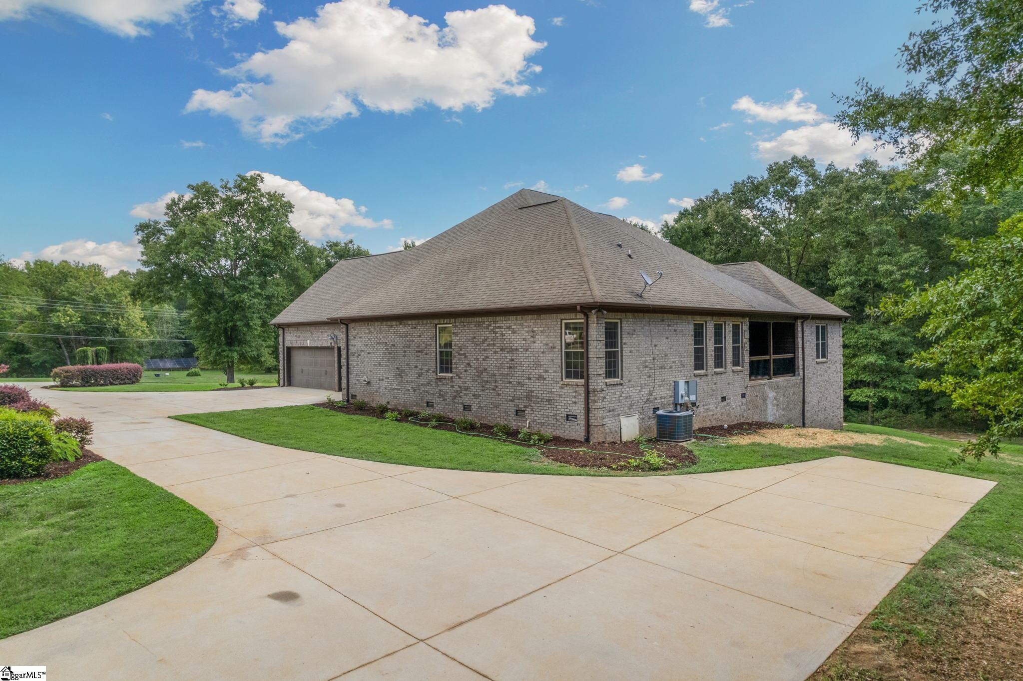 647 Highway 17 Piedmont, SC 29673