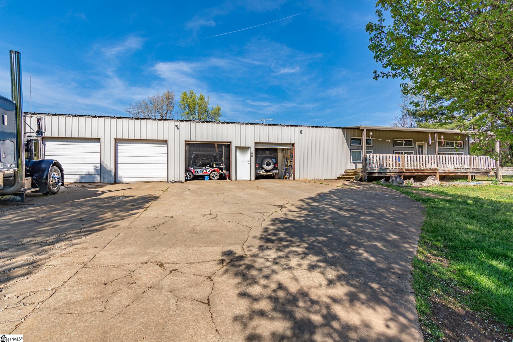 160 Porter Street, Wellford SC 29385