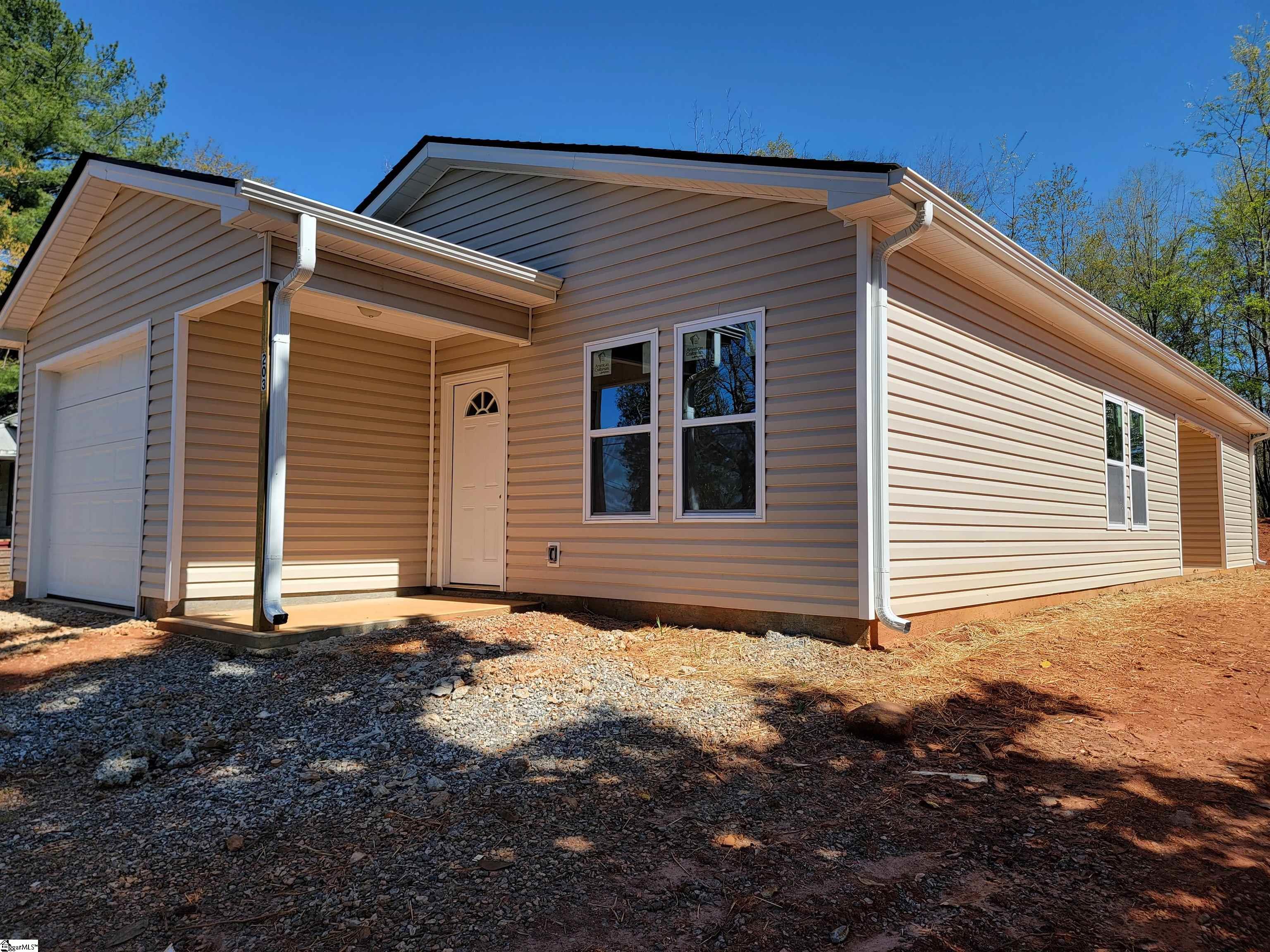 203 Oak Lane, Liberty SC 29657