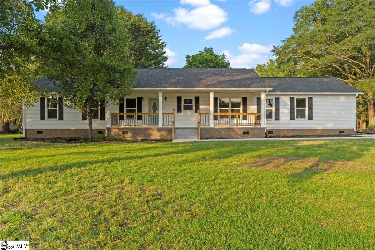21 K L Wood Lane, Gray Court SC 29645