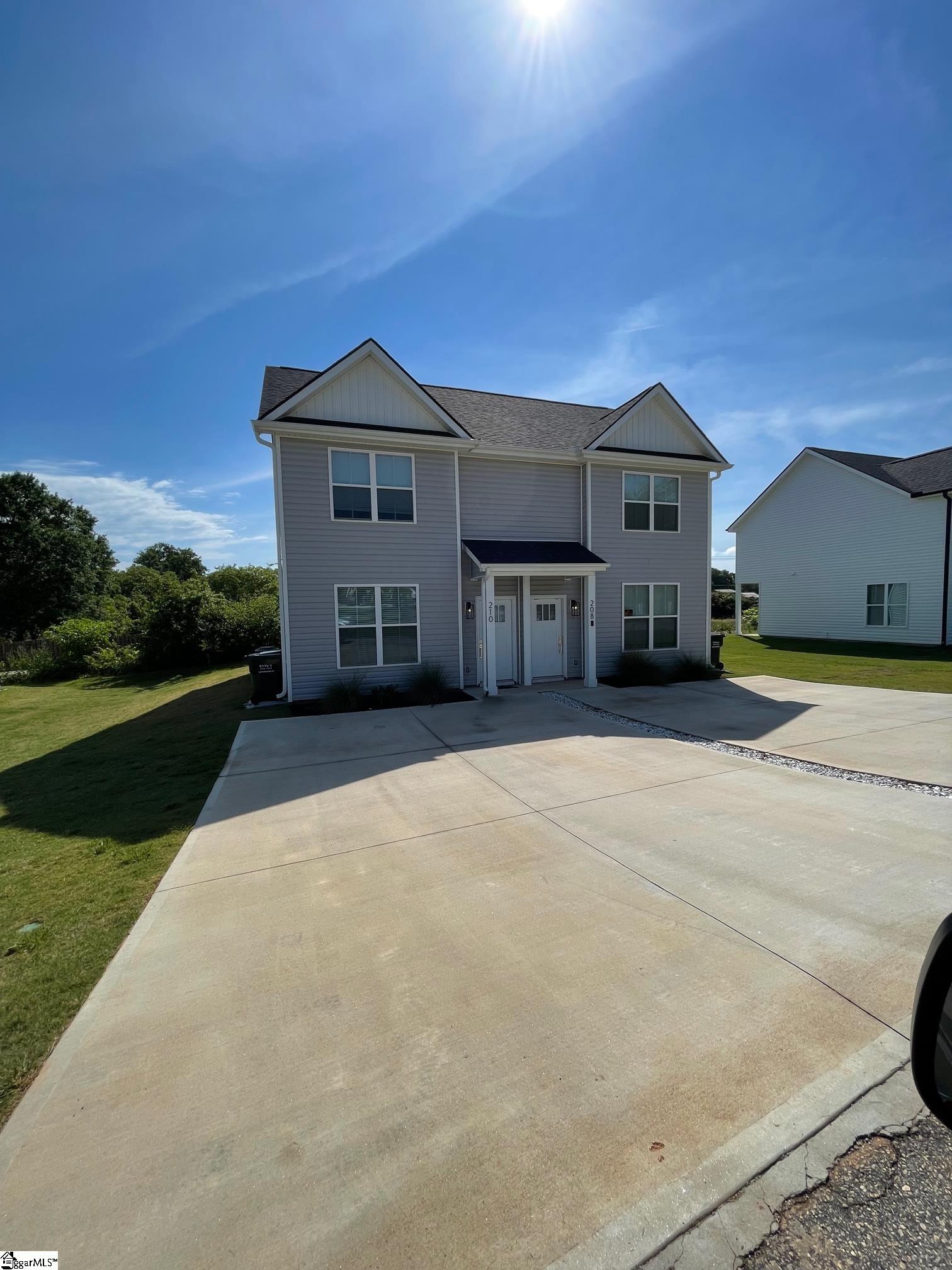208 Lincoln Drive, Taylors SC 29687