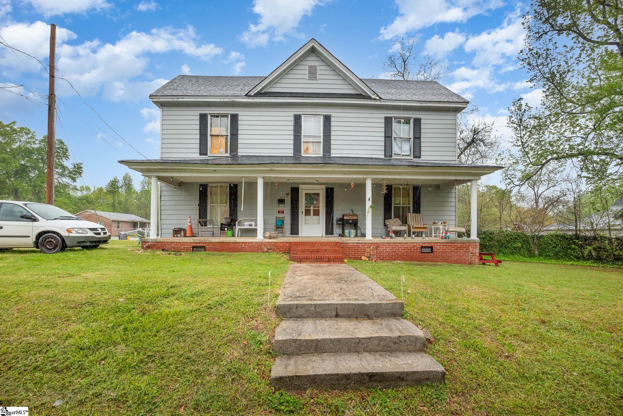 401 E Ferguson Street, Clinton SC 29325