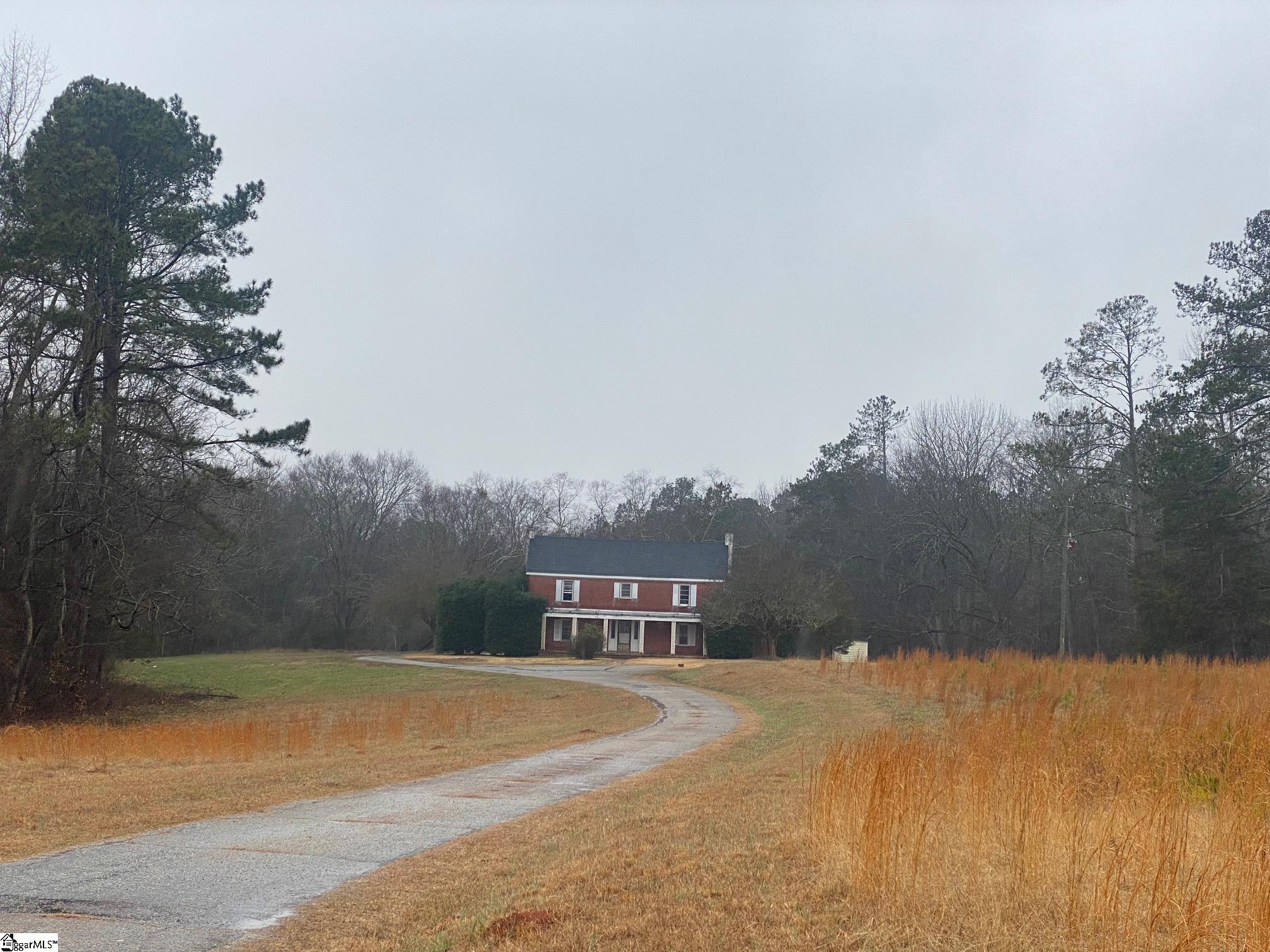 432 Skippers Lodge Road Cross Hill, SC 29332