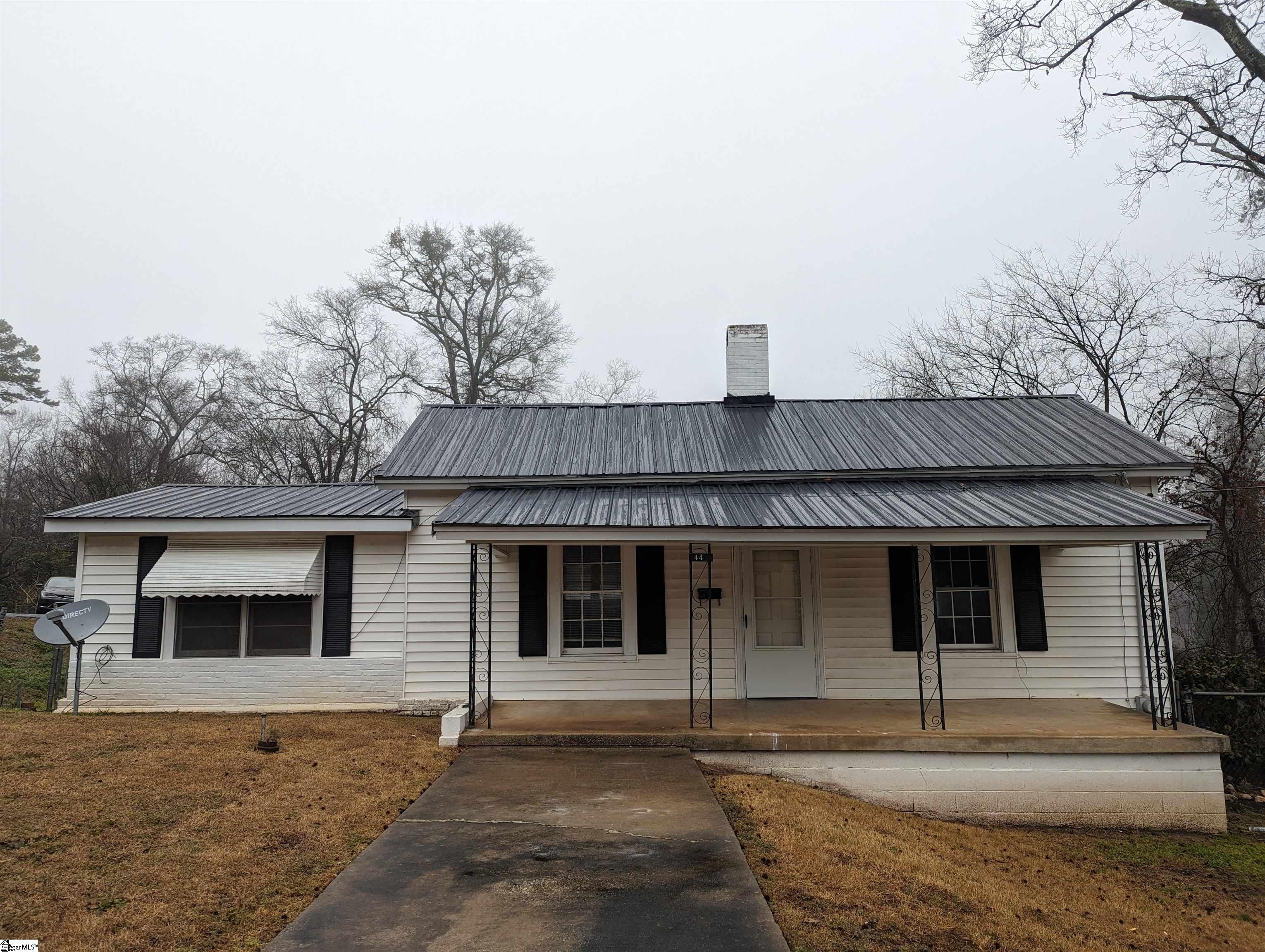 44 Fairview Avenue, Ware Shoals SC 29692