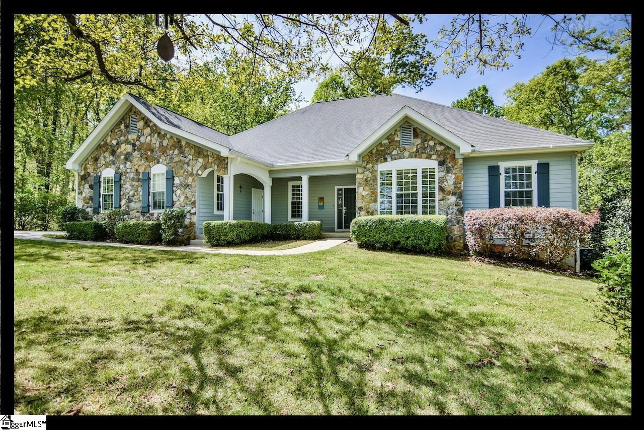 305 Treetops Drive, Seneca SC 29672