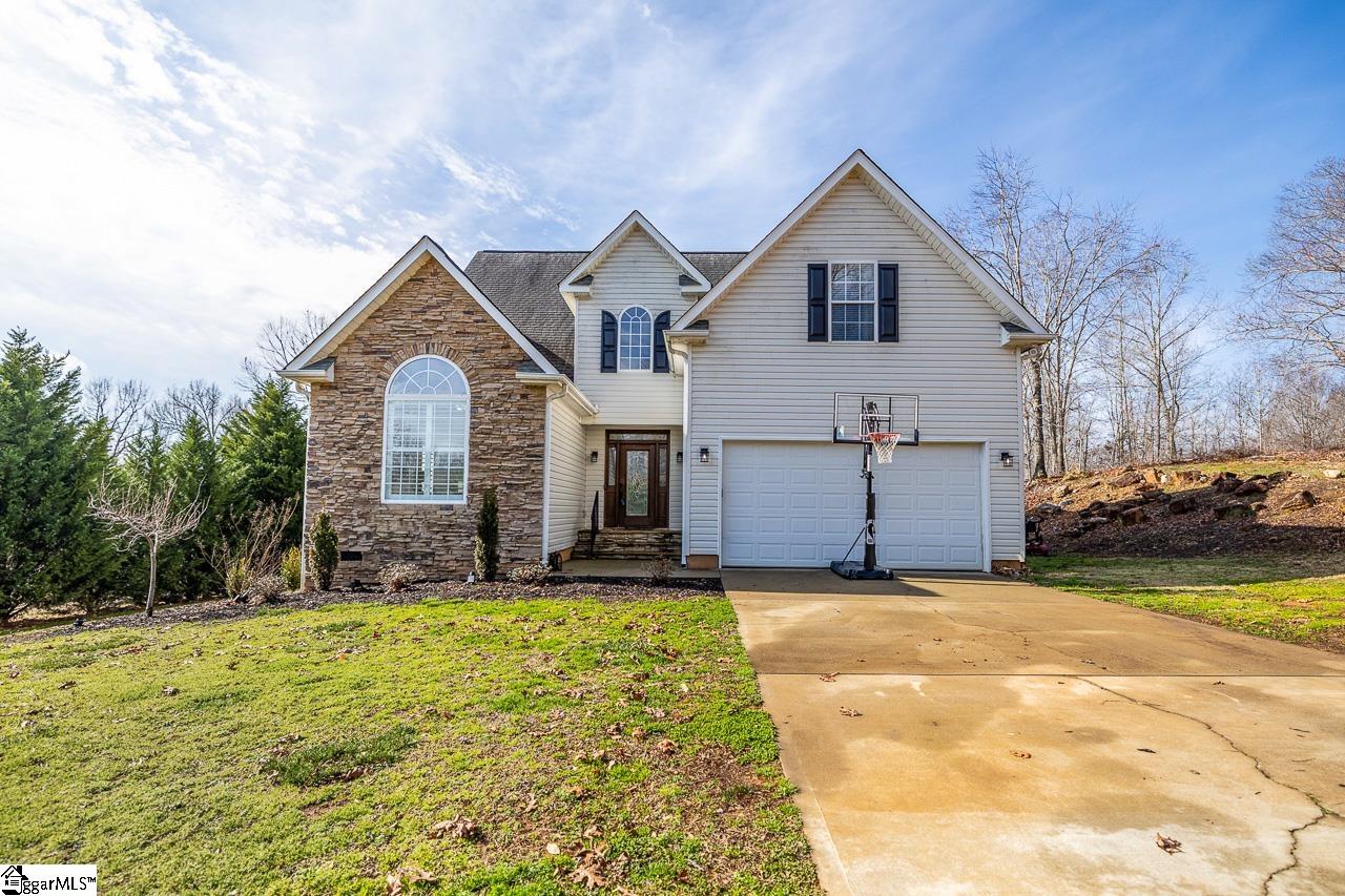 1094 Burdette Road Gray Court, SC 29645