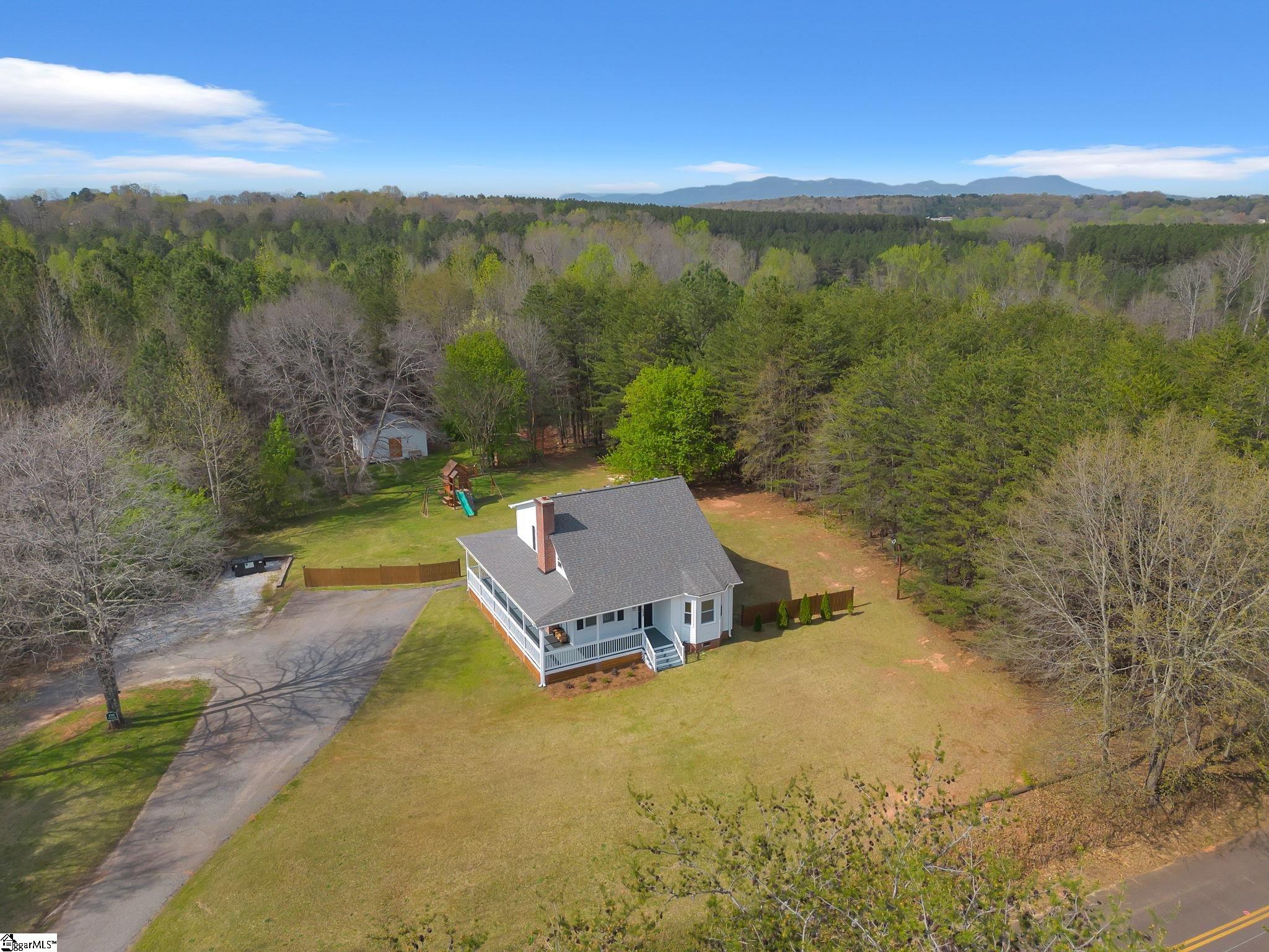 235 Thompson Road, Taylors SC 29687