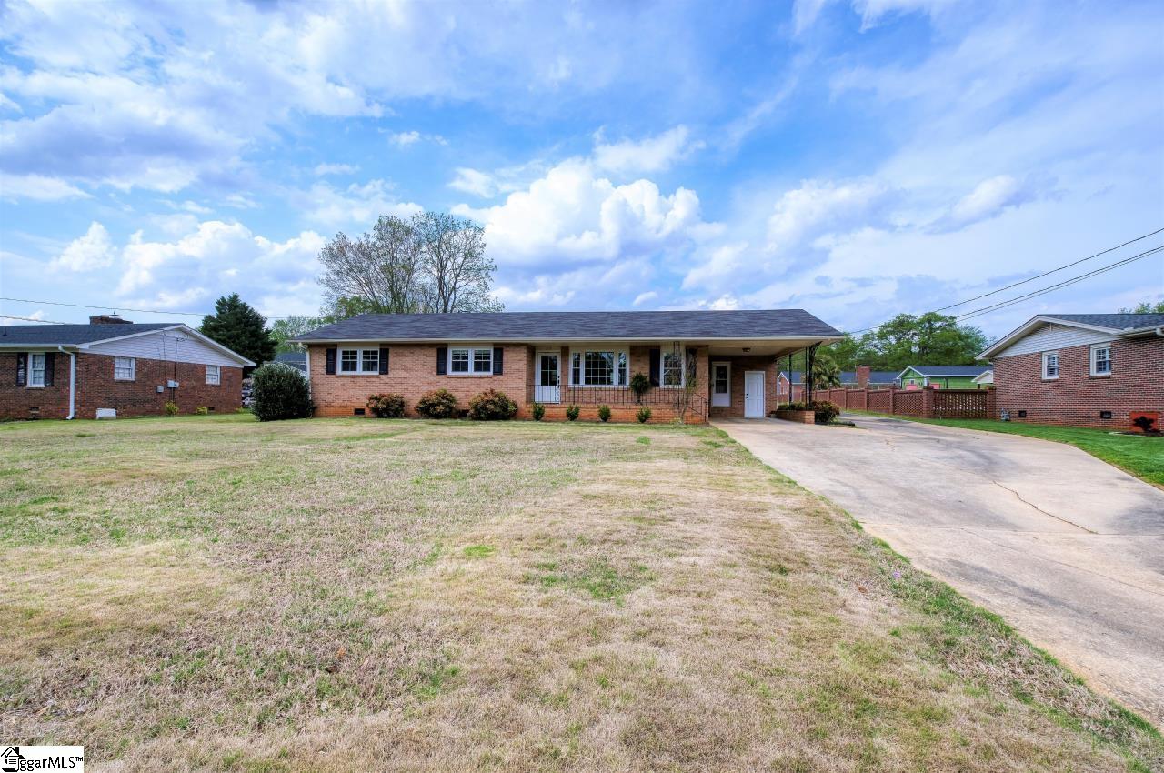 117 Benjamin Avenue, Greer SC 29651
