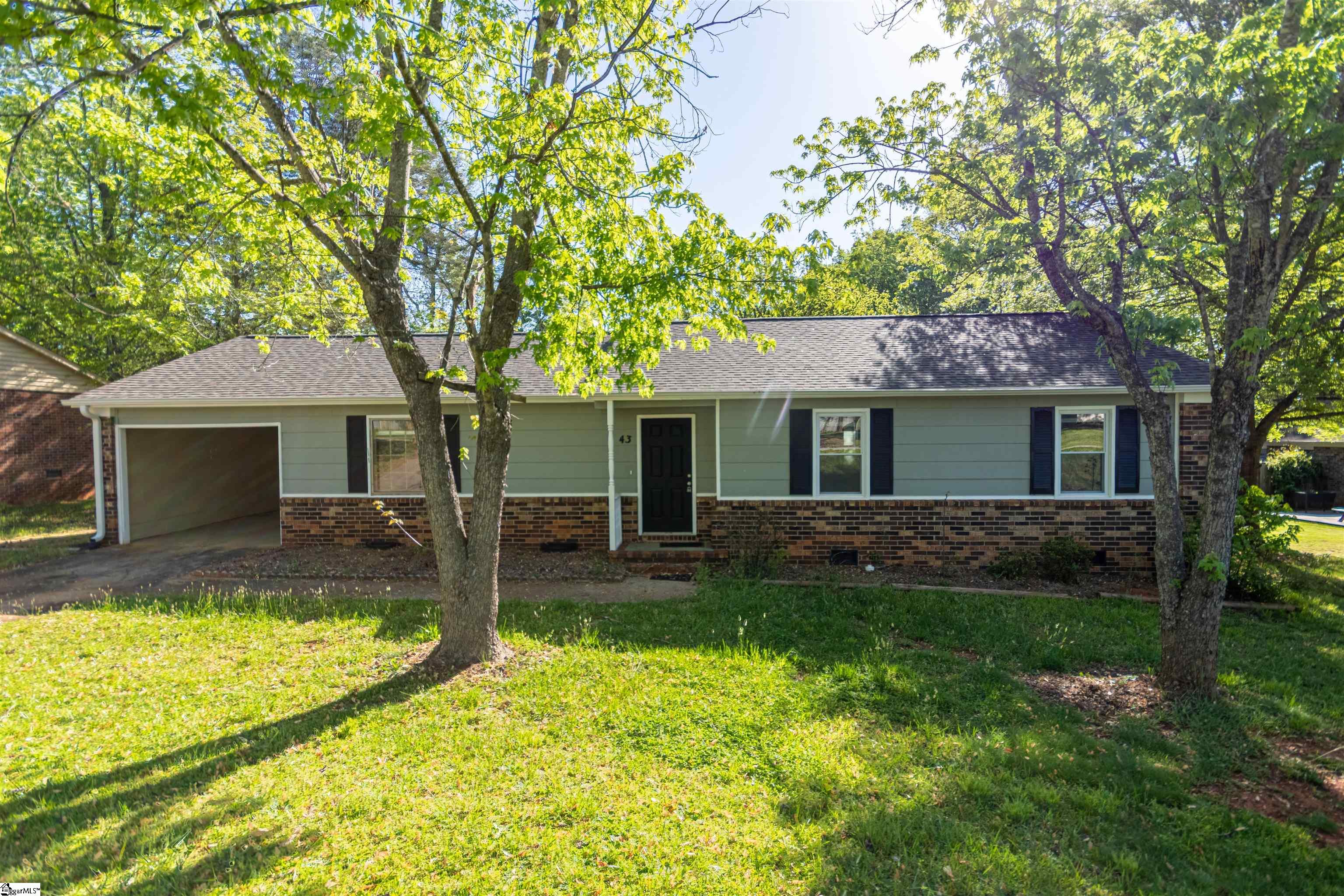 43 Riverwood Circle, Greenville SC 29617