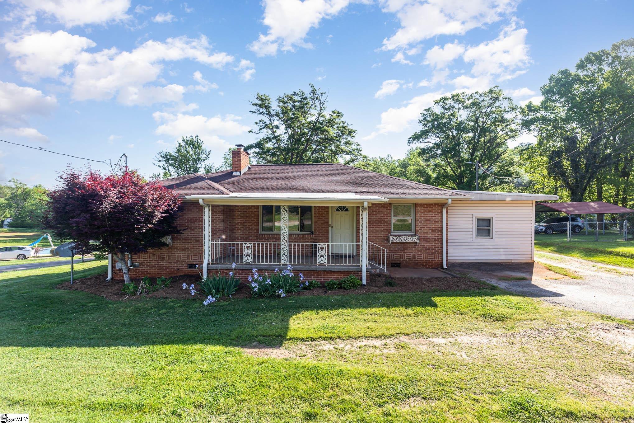 1406 Geer Highway, Travelers Rest SC 29690