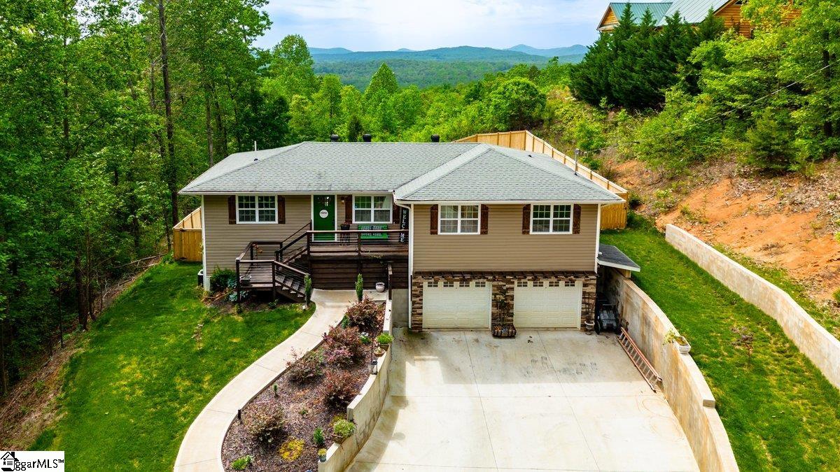 409 Pleasant View Road, Pickens, SC 29671