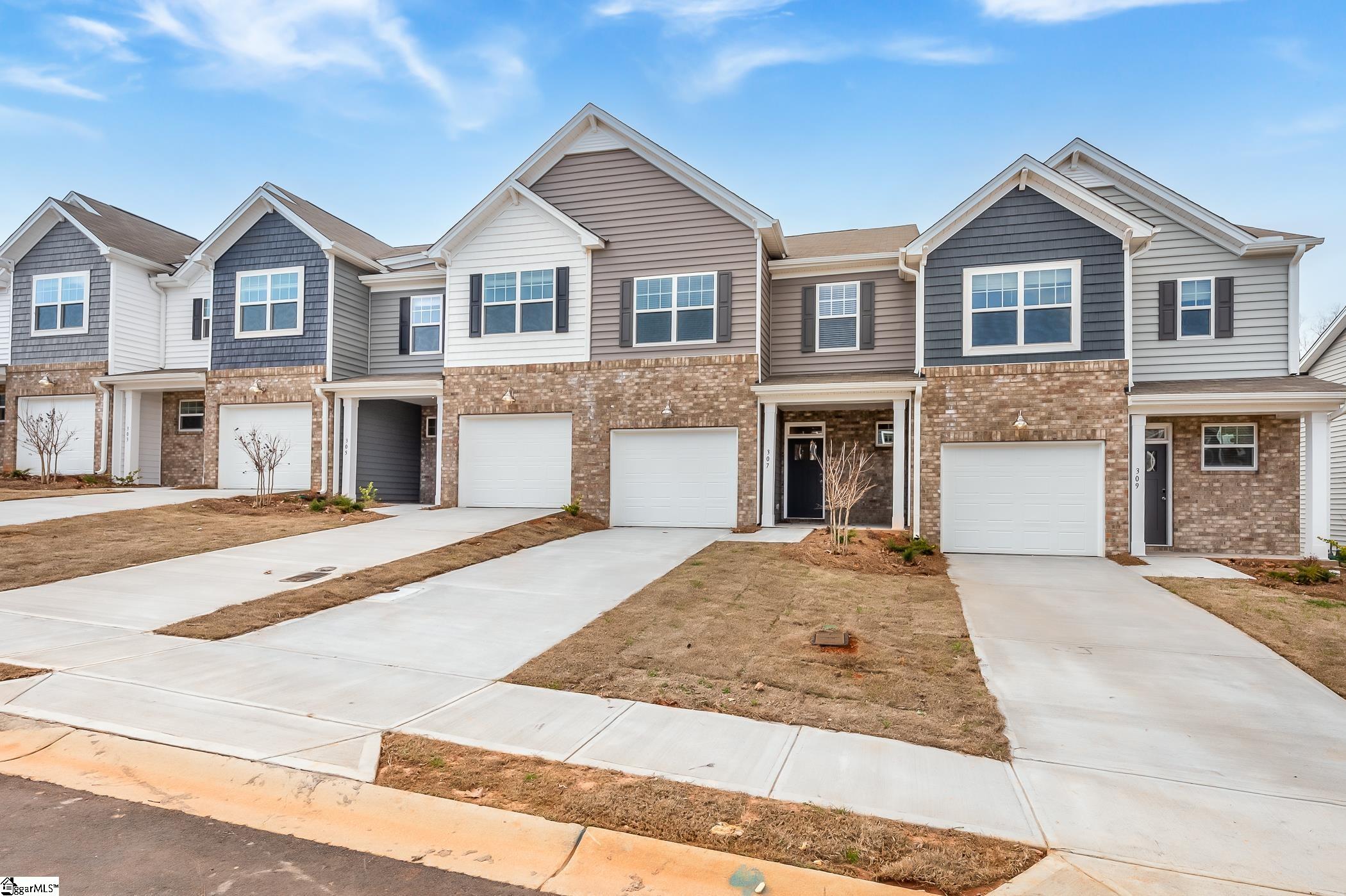 295 E Compass Way, Easley SC 29640