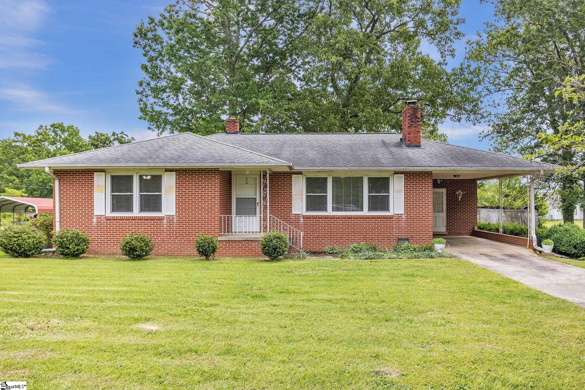 5713 S Highway 81 Starr, SC 29684