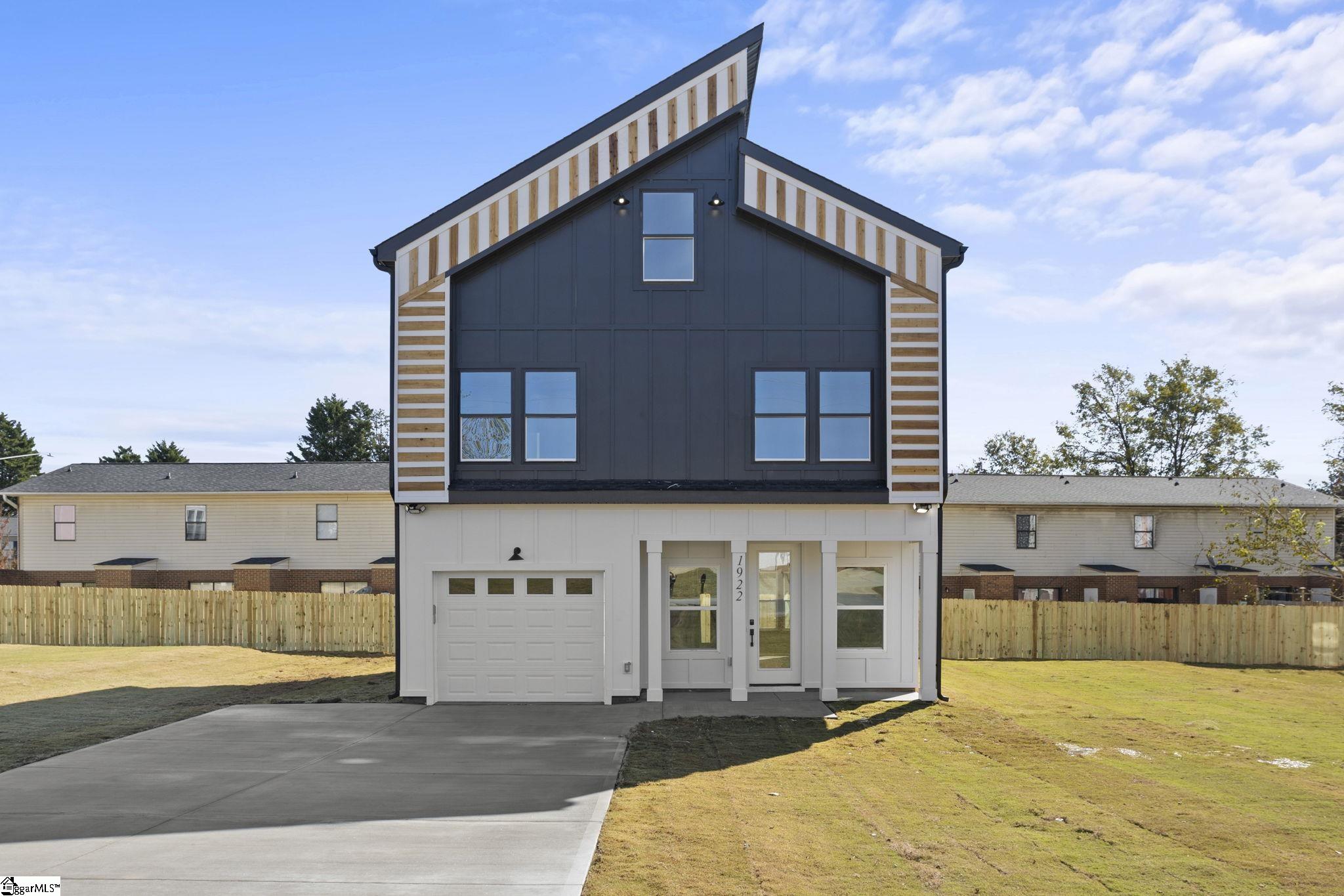 1922 E Calhoun Street, Anderson SC 29621
