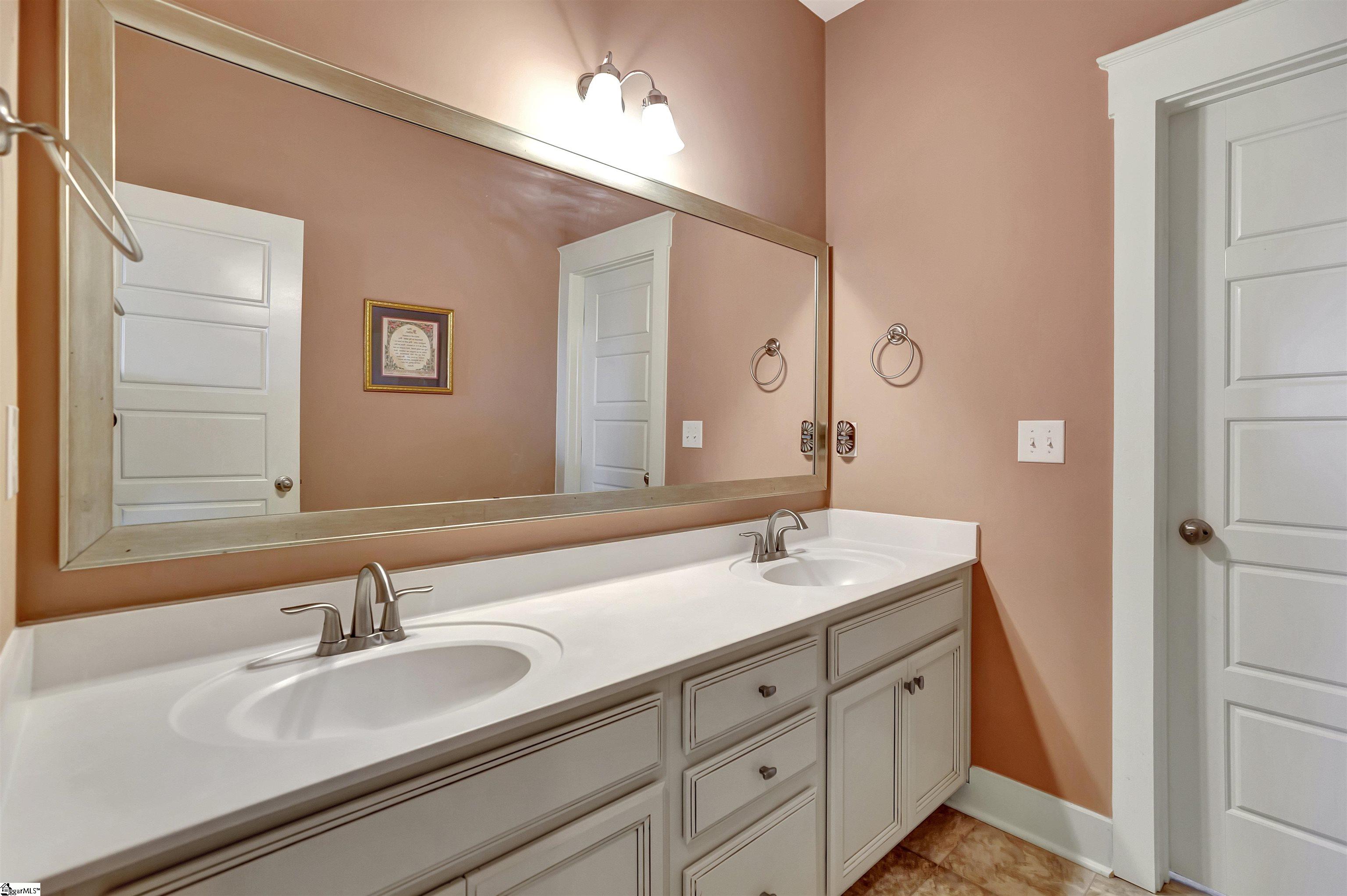 122 Tracker Court Powdersville, SC 29642-8418