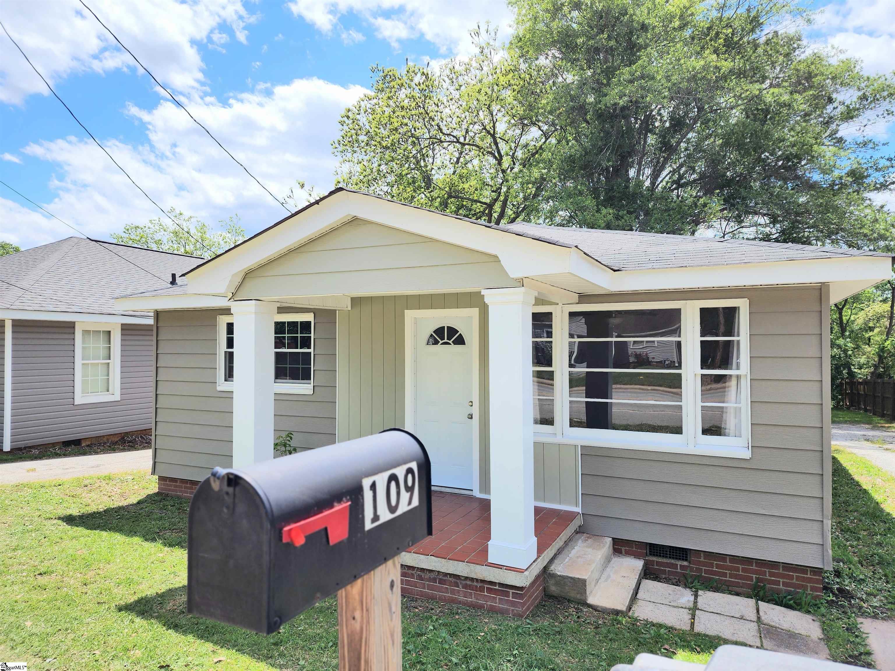 109 N Washington Avenue, Greenville SC 29611
