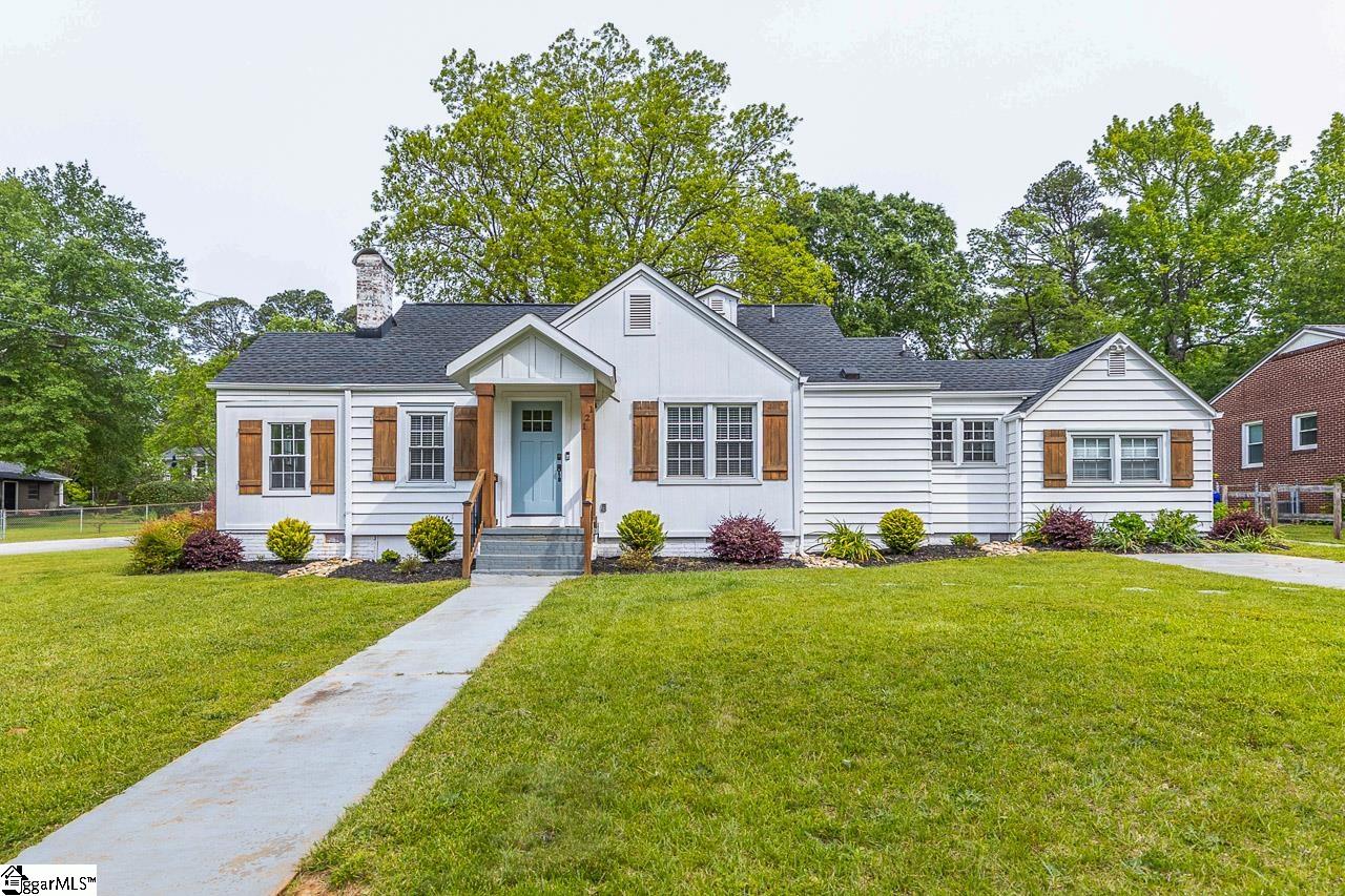 121 Wedgewood Drive, Greenville SC 29609