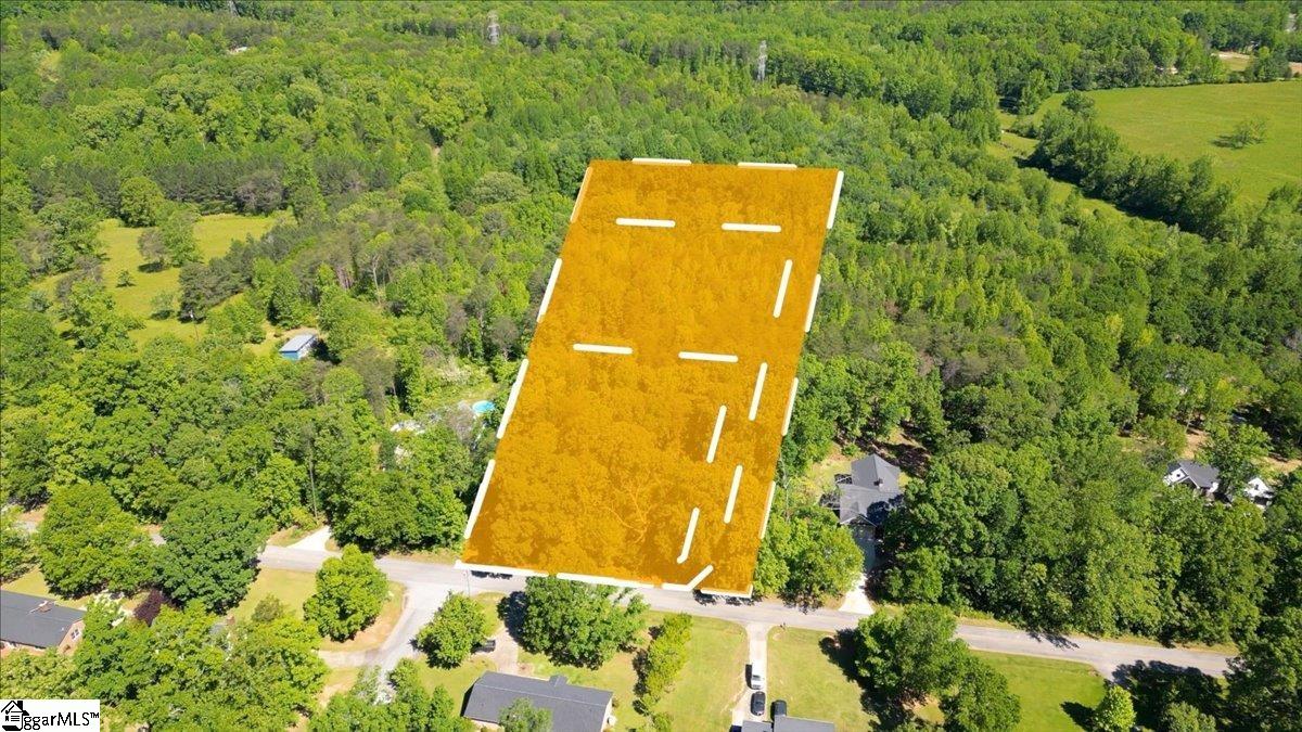 28 Williams Road, Travelers Rest SC 29690