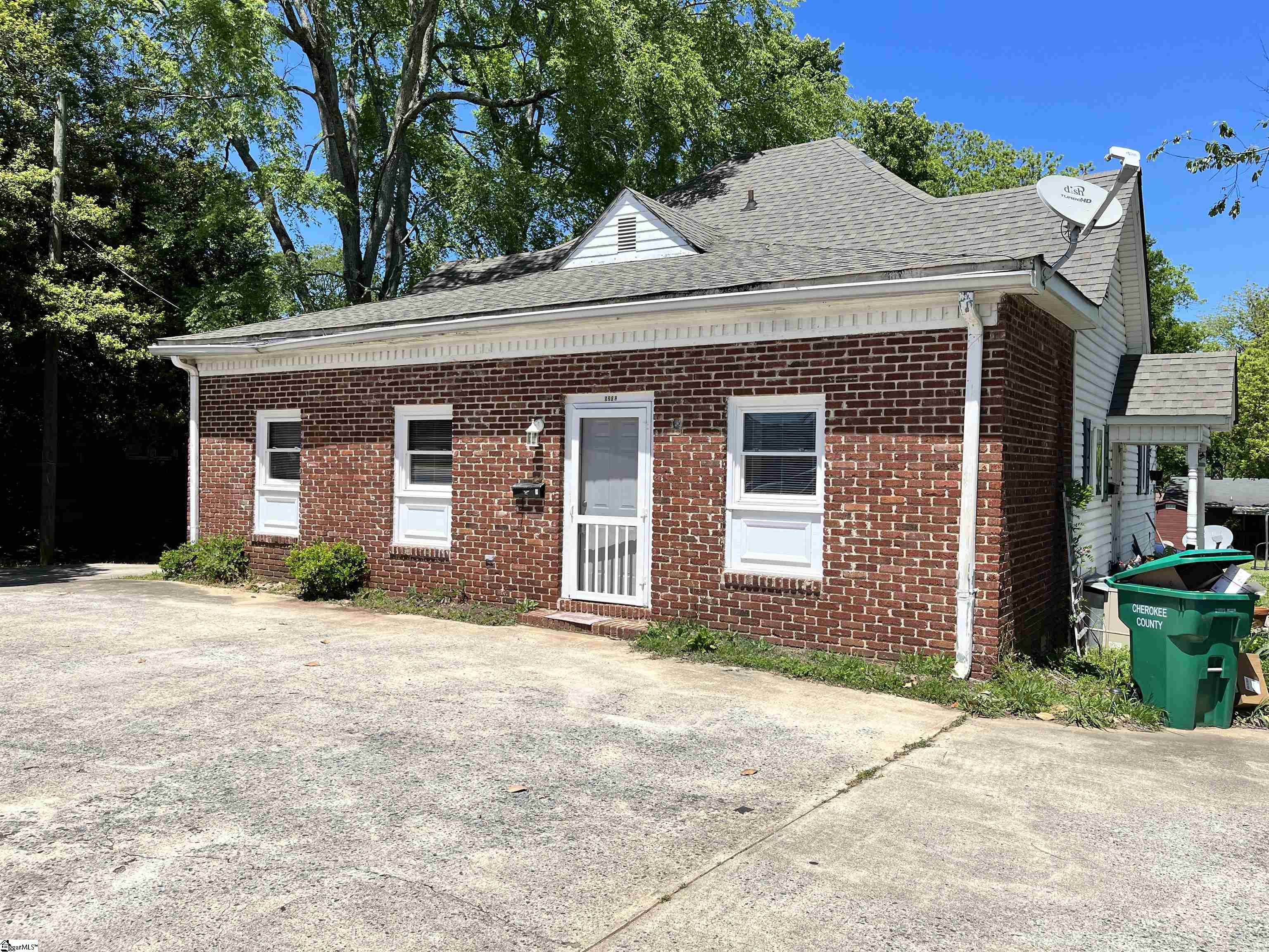520 W Frederick Street, Gaffney SC 29341