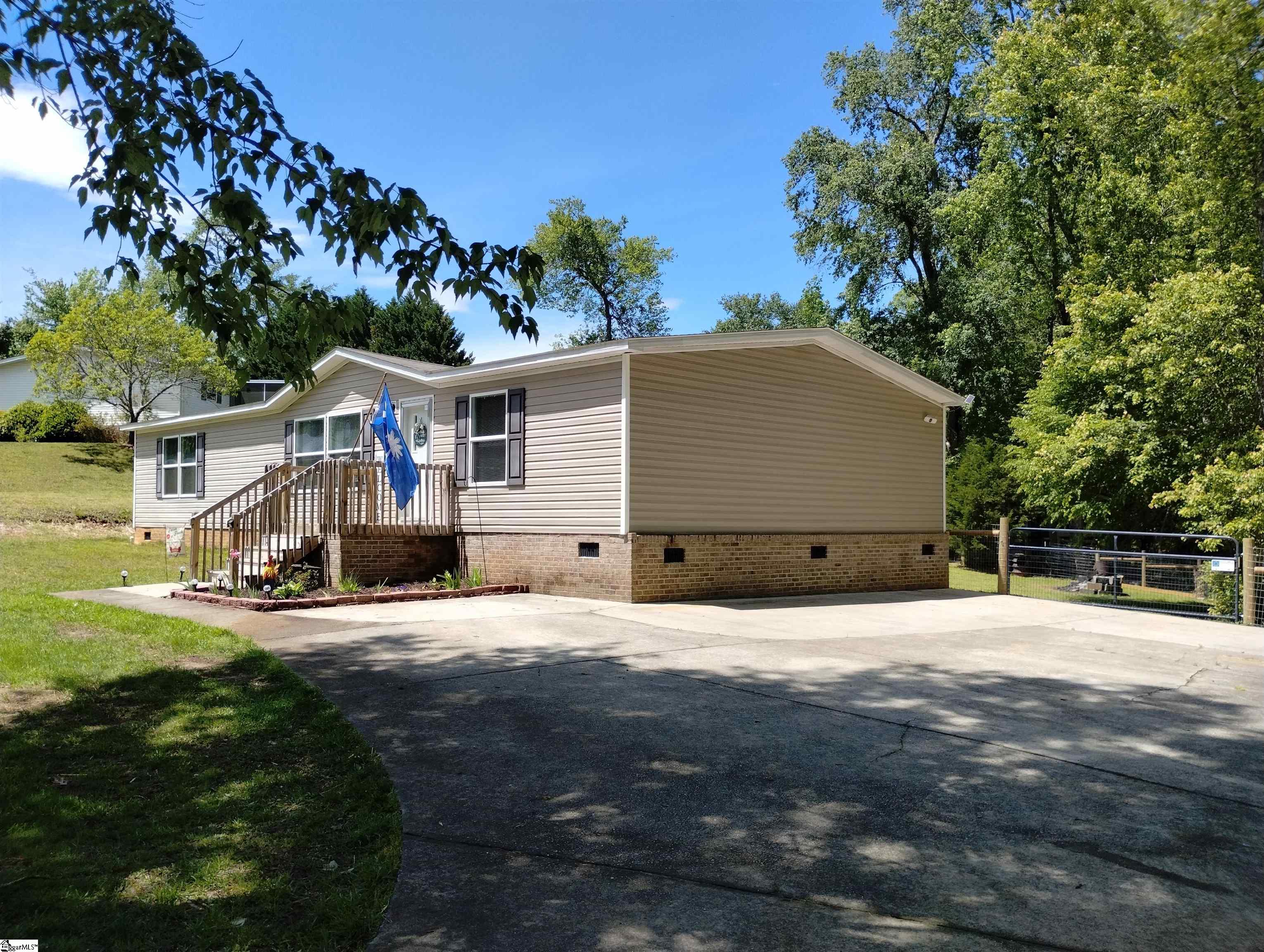 220 Lions Park Road, Marietta SC 29661