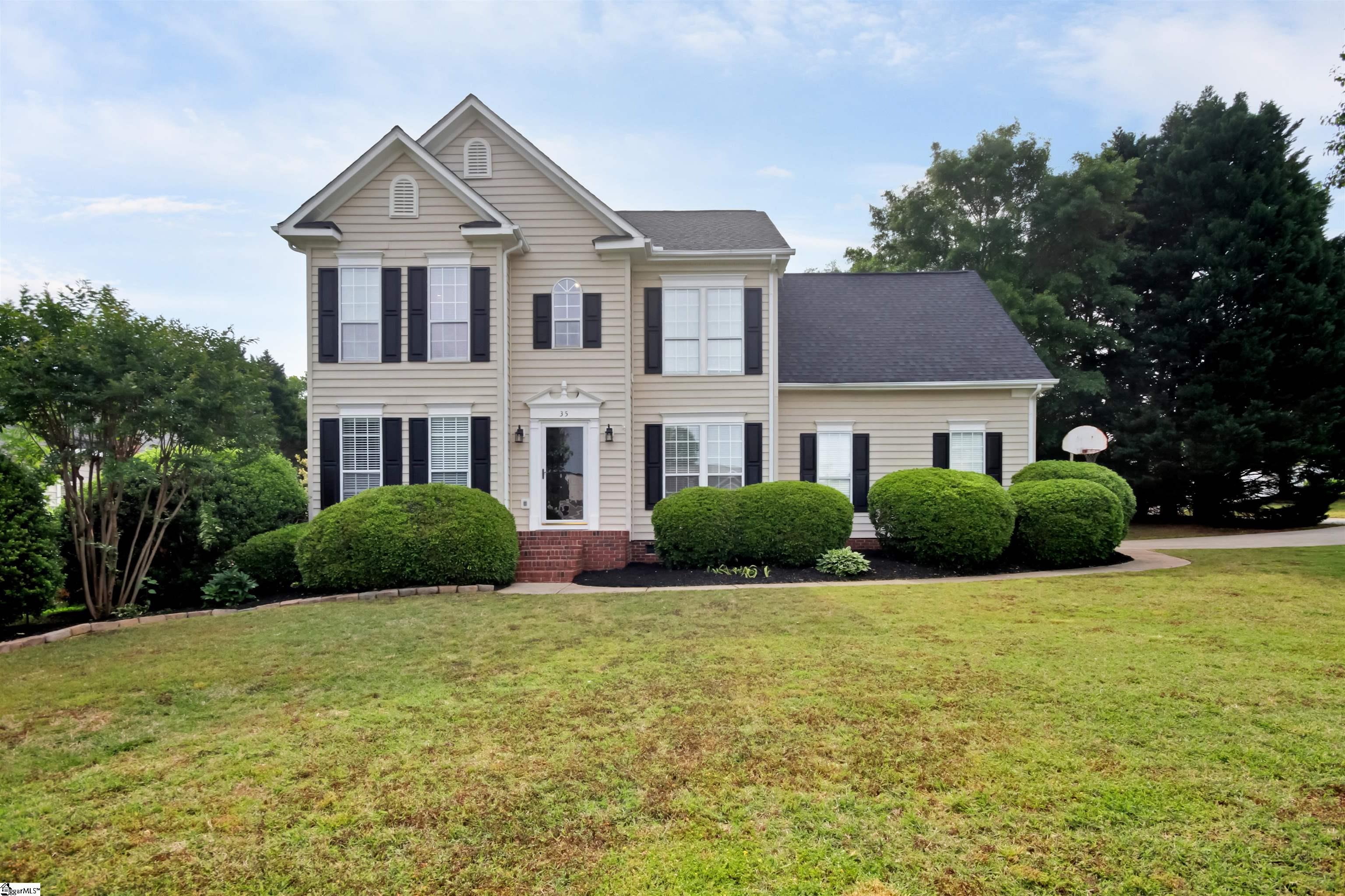 35 Crossvine Way, Simpsonville SC 29680