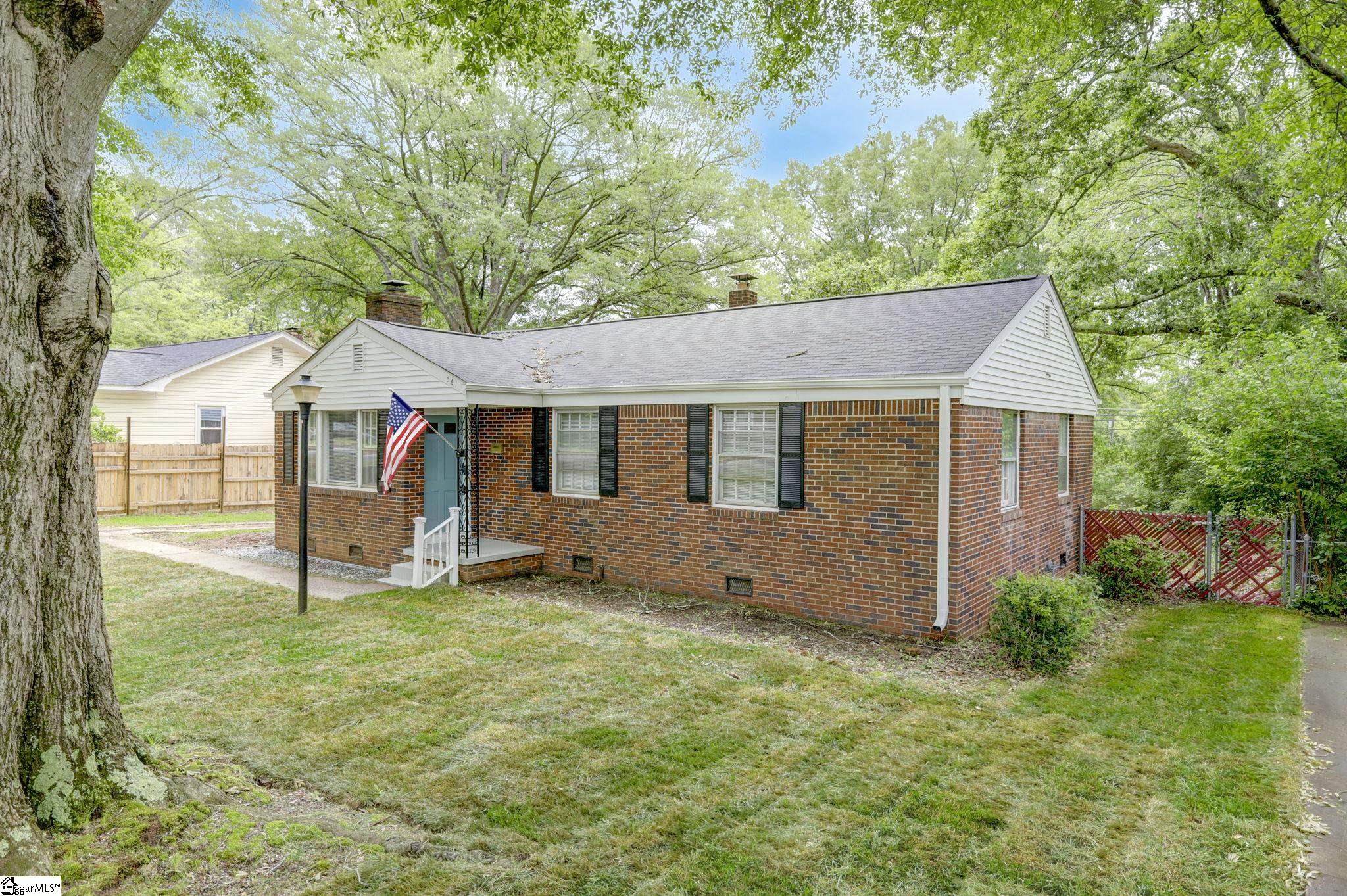 561 Lucerne Drive, Spartanburg SC 29302