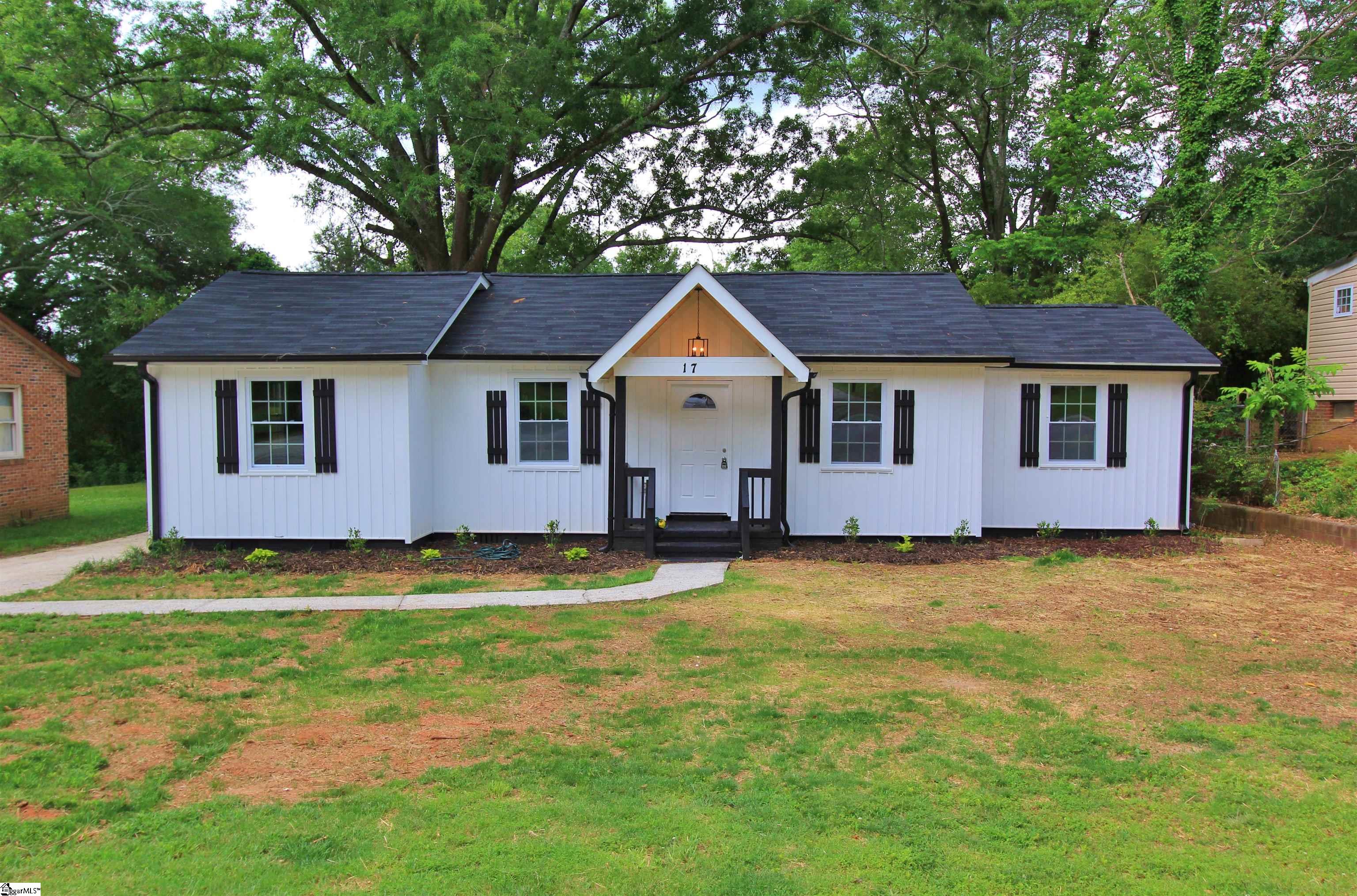 17 Collinson Road, Greenville SC 29605